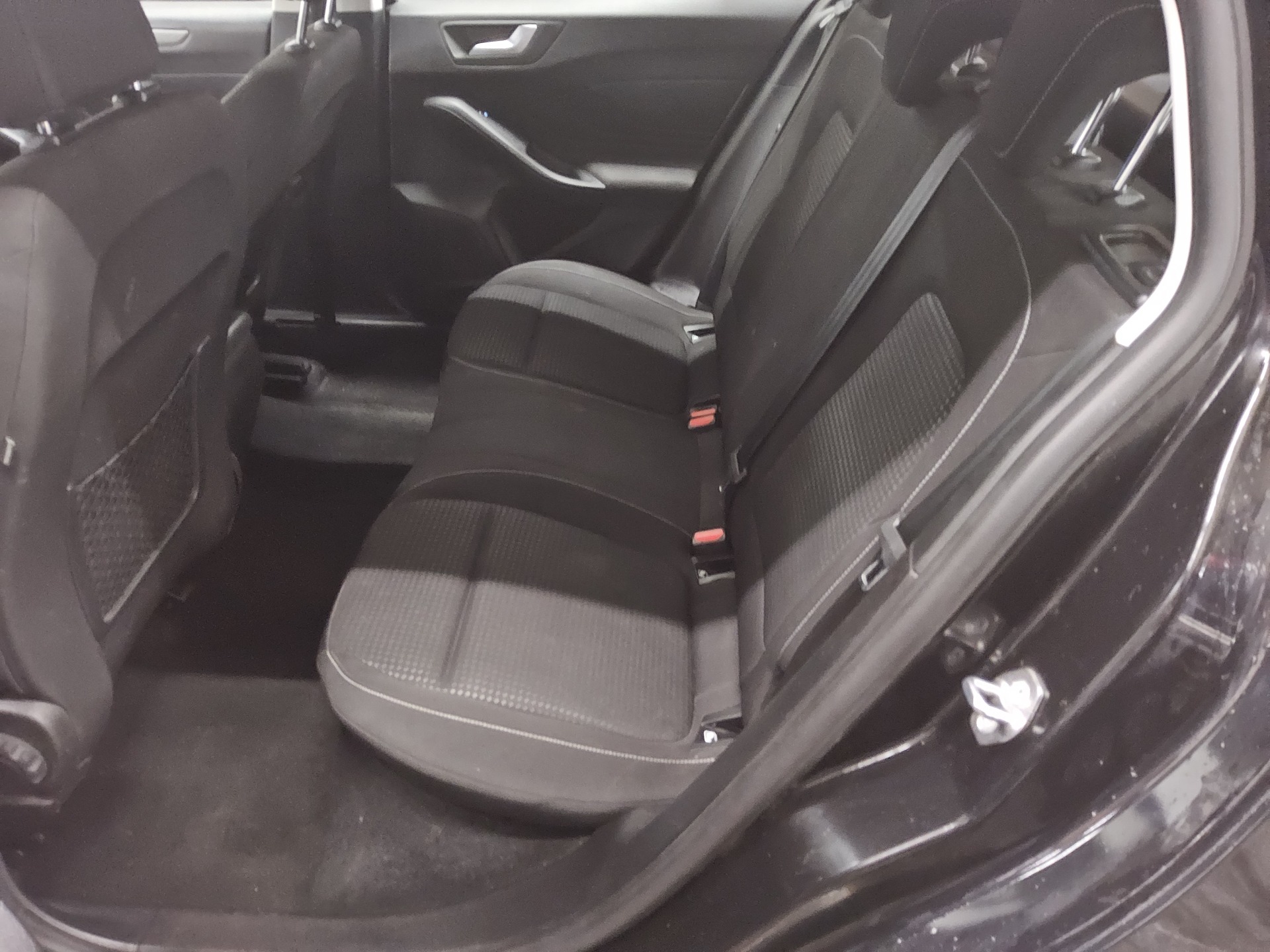 Ford Focus Turnier 1.5 EB Cool&Connect Navi LED RfK 13