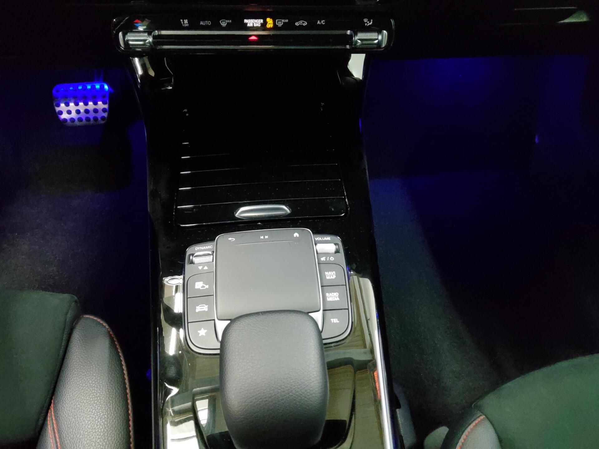 Mercedes-Benz CLA 200 SB d AMG-Line Navi LED MBUX AR Sound 6