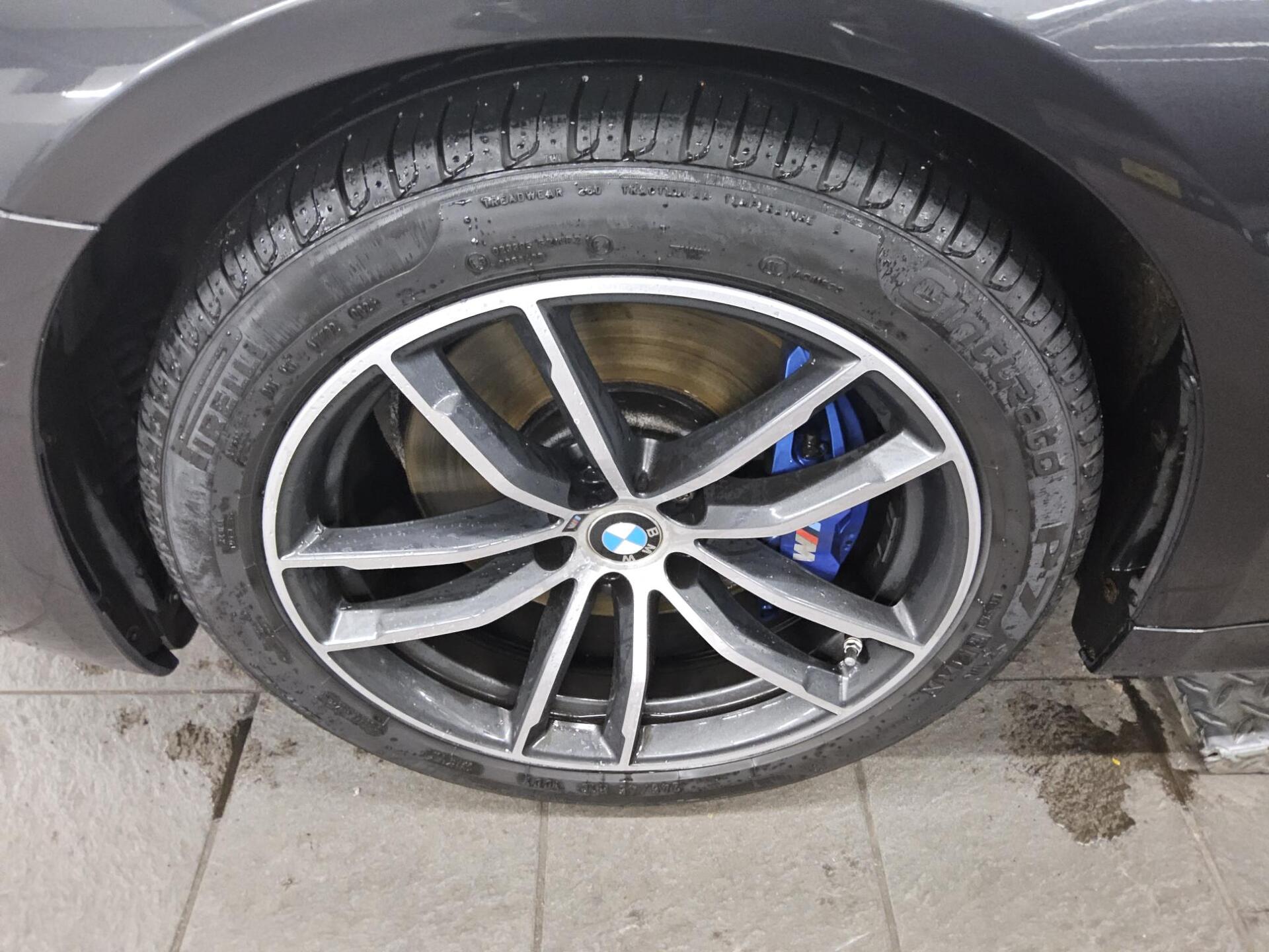 BMW 520dA Touring M-Sport T-Leder Navi LED RfK HiFi 11