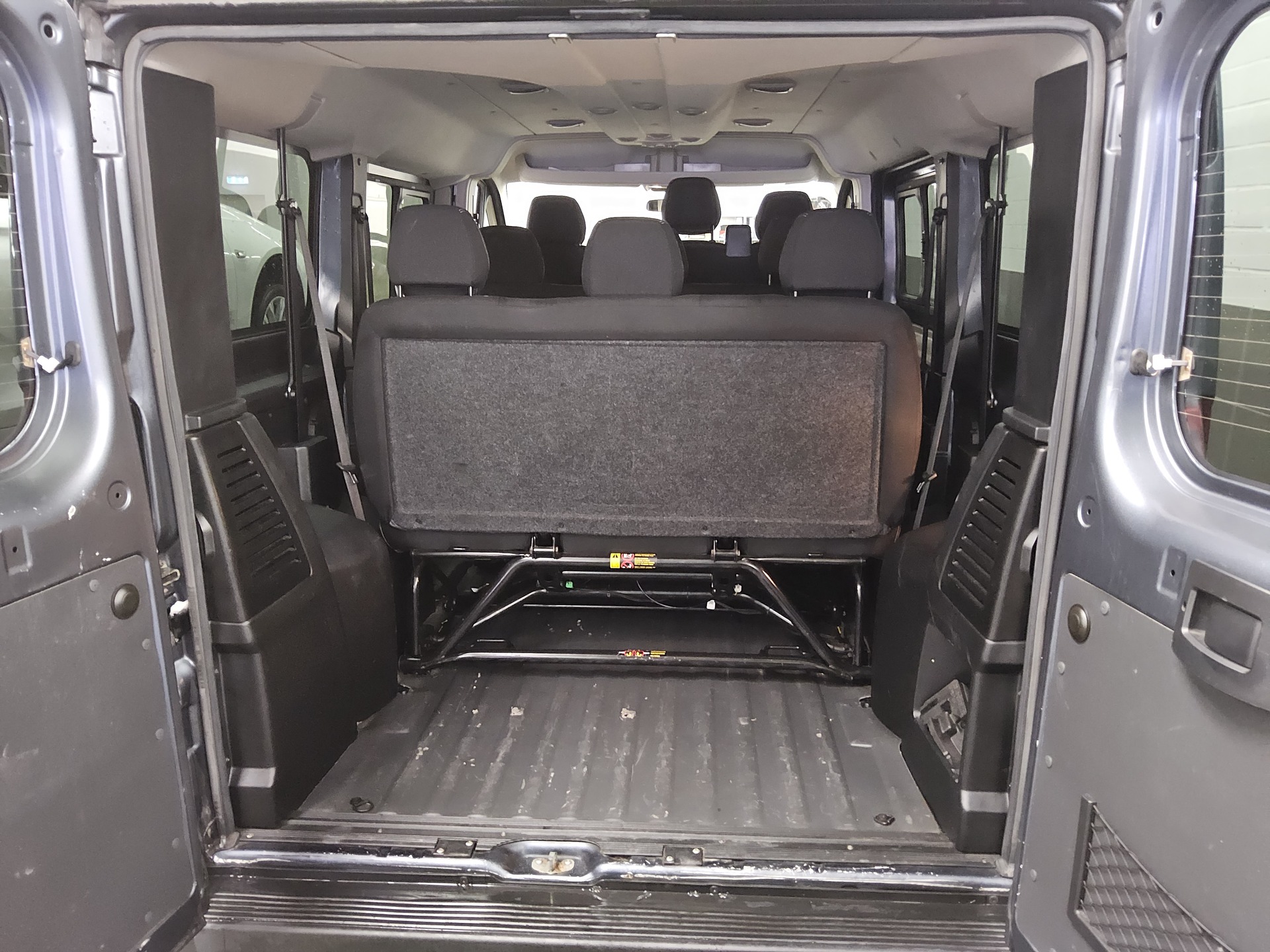 Fiat Ducato 9-Sitzer Klima DAB RFK Tempomat 11