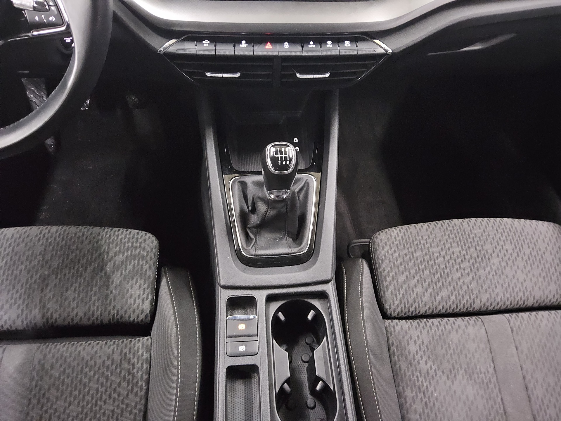 Skoda Octavia Kombi 2.0 TDI Ambition Navi LED Virtual 6