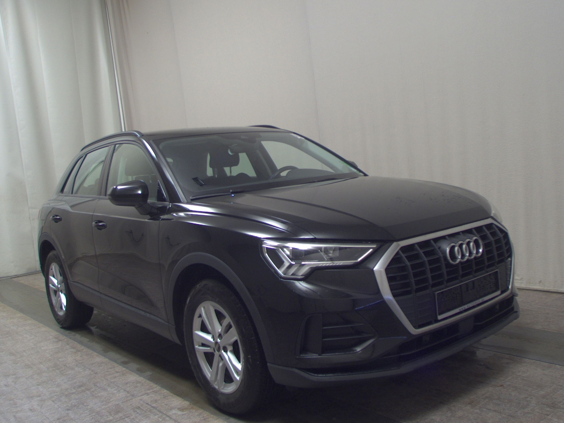 Audi Q3 35 TFSI AHK virtual RfK ACC LED 3