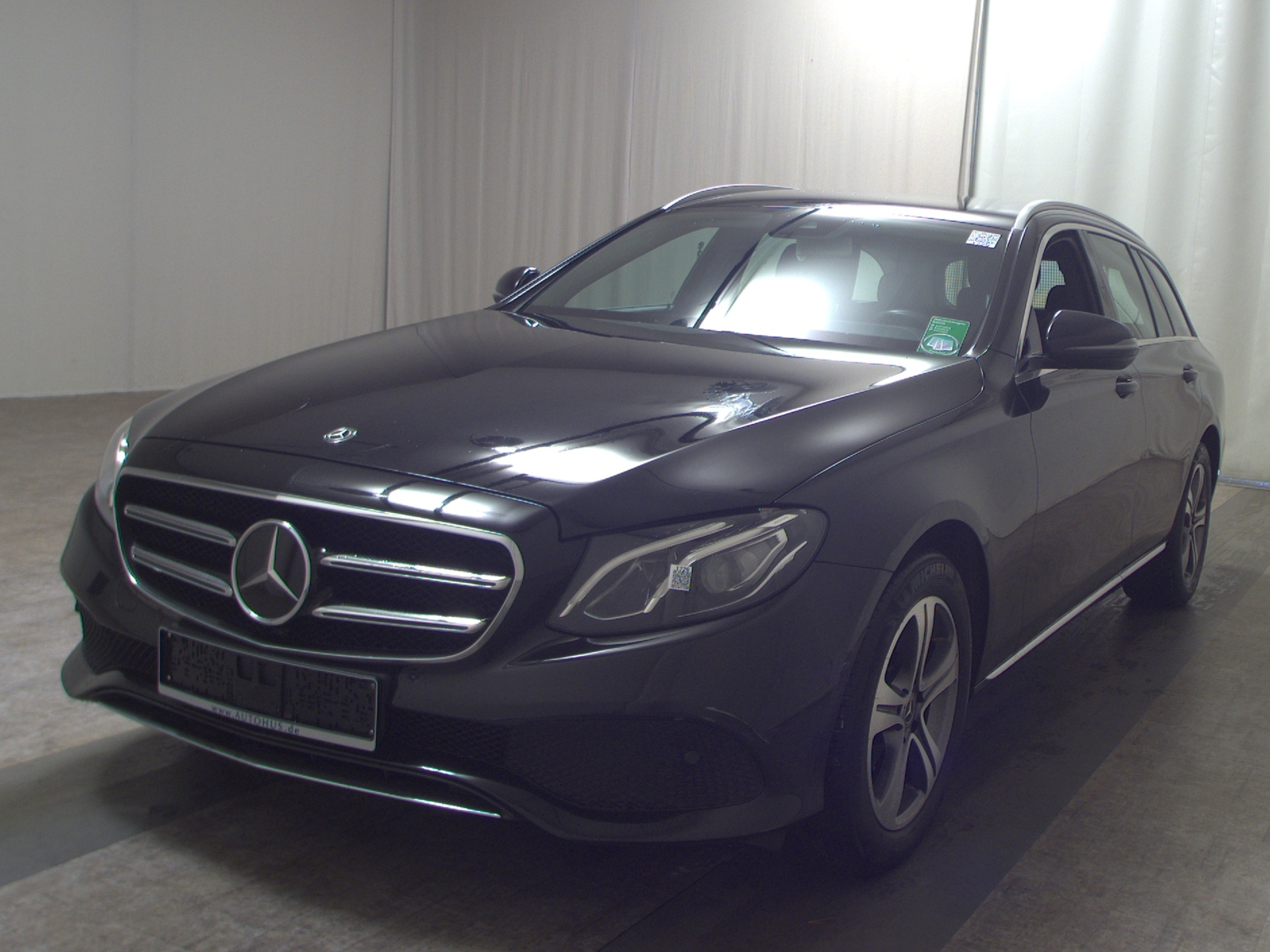 Mercedes-Benz E 220 T d Avantgarde Leder LED RFK Distronic+ 2