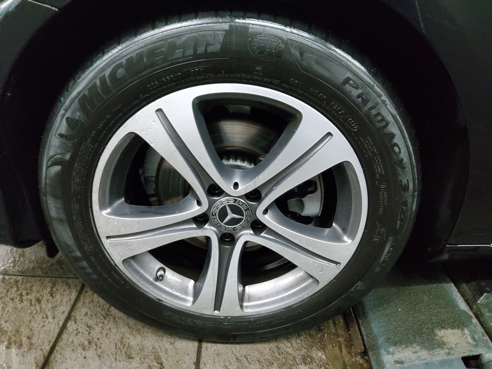 Mercedes-Benz E 220 T d Avantgarde Leder LED RFK Distronic+ 10