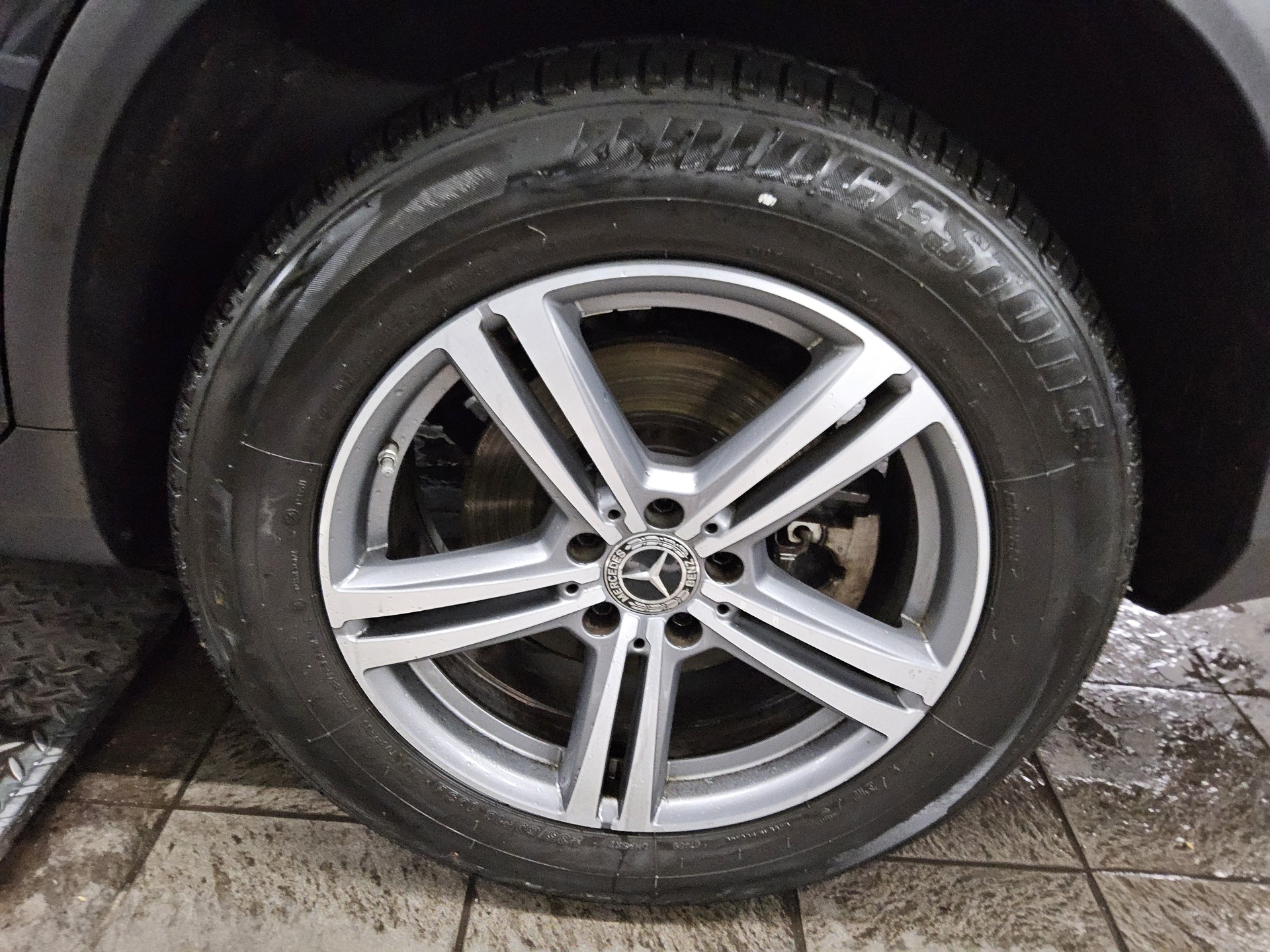 Mercedes-Benz GLC 300 d 4M Leder Navi LED Widescreen HuD RfK 11