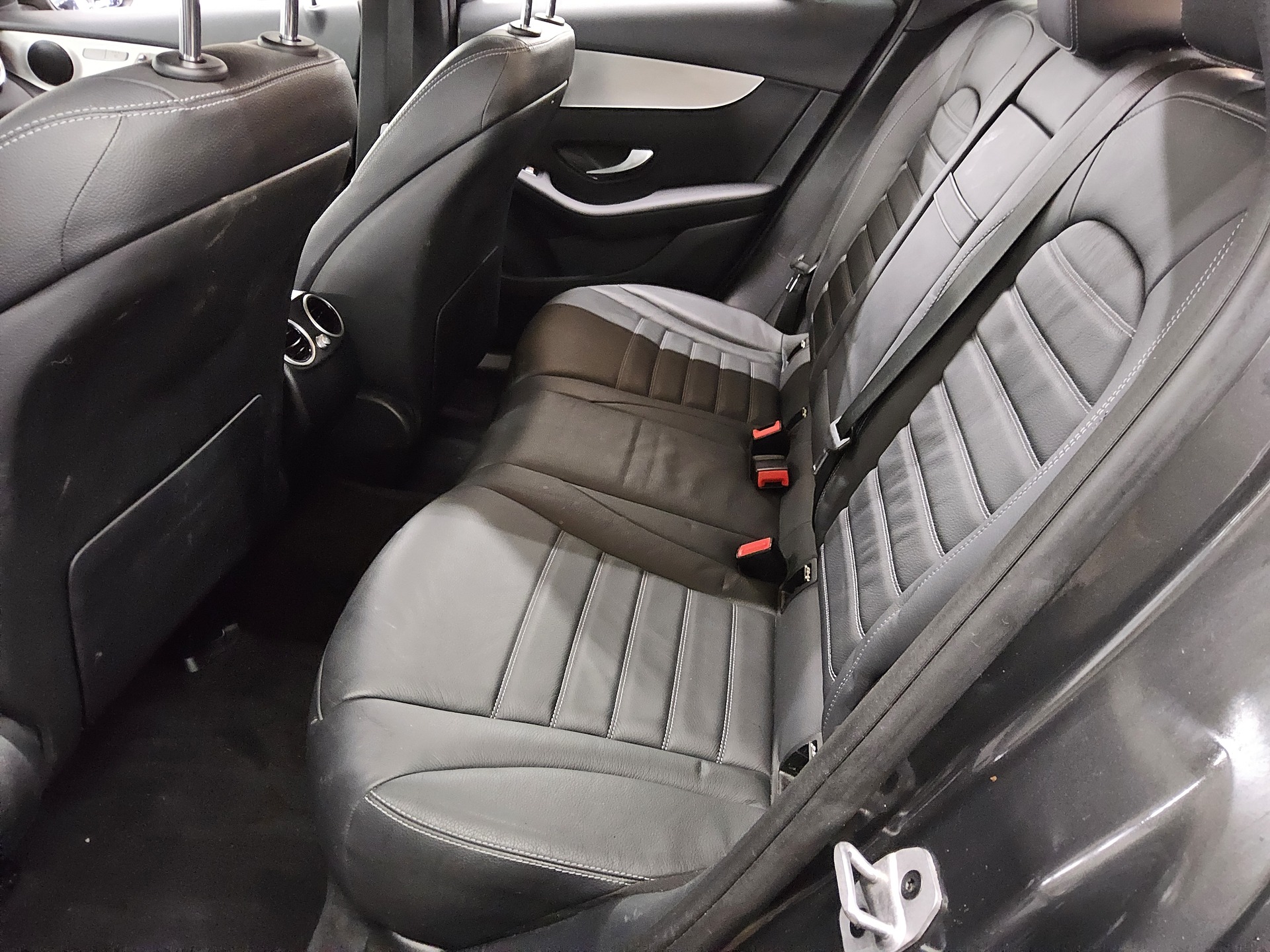 Mercedes-Benz GLC 300 d 4M Leder Navi LED Widescreen HuD RfK 13