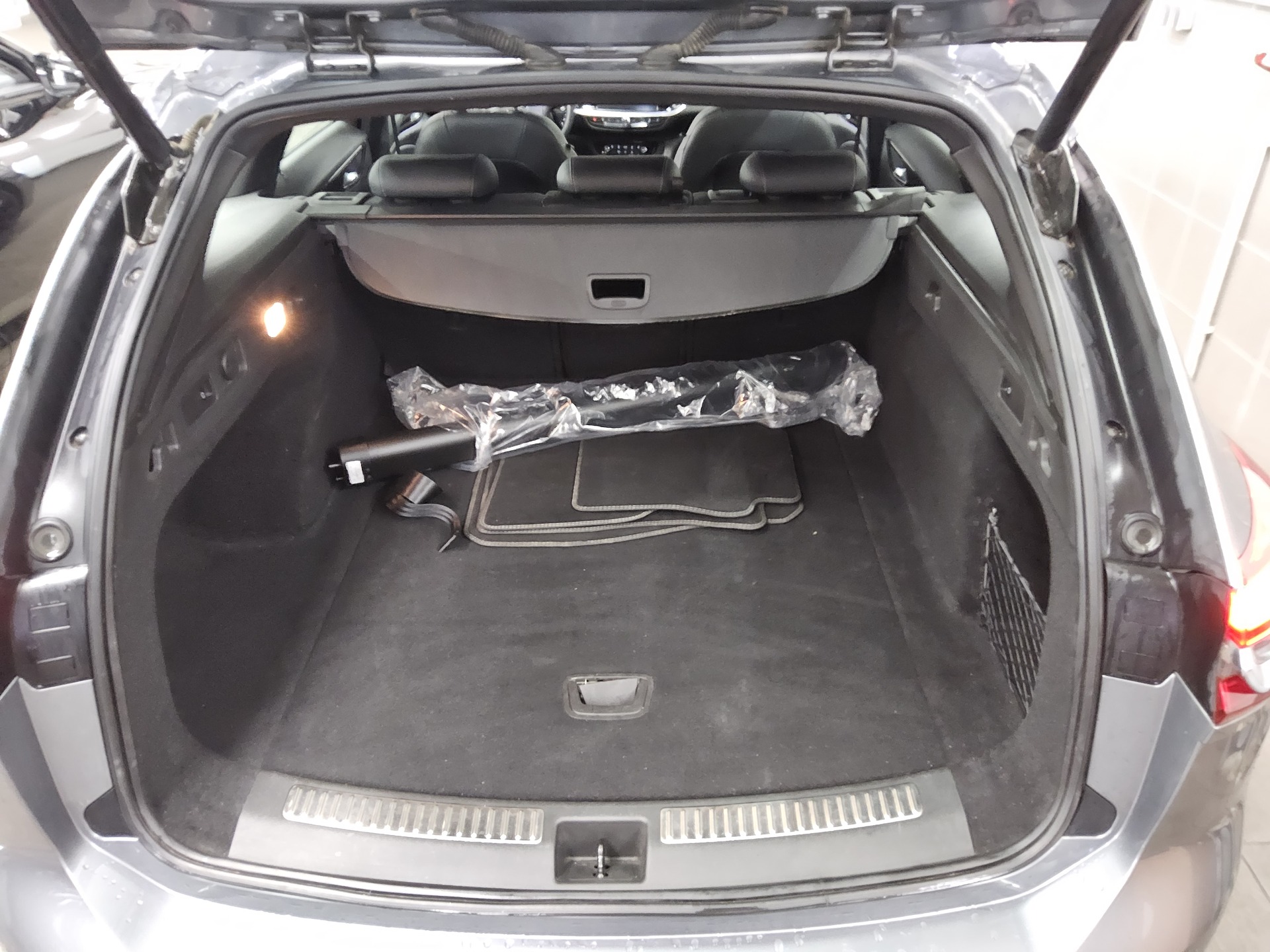 Opel Insignia ST 2.0 D Business Elegance Navi LED 11