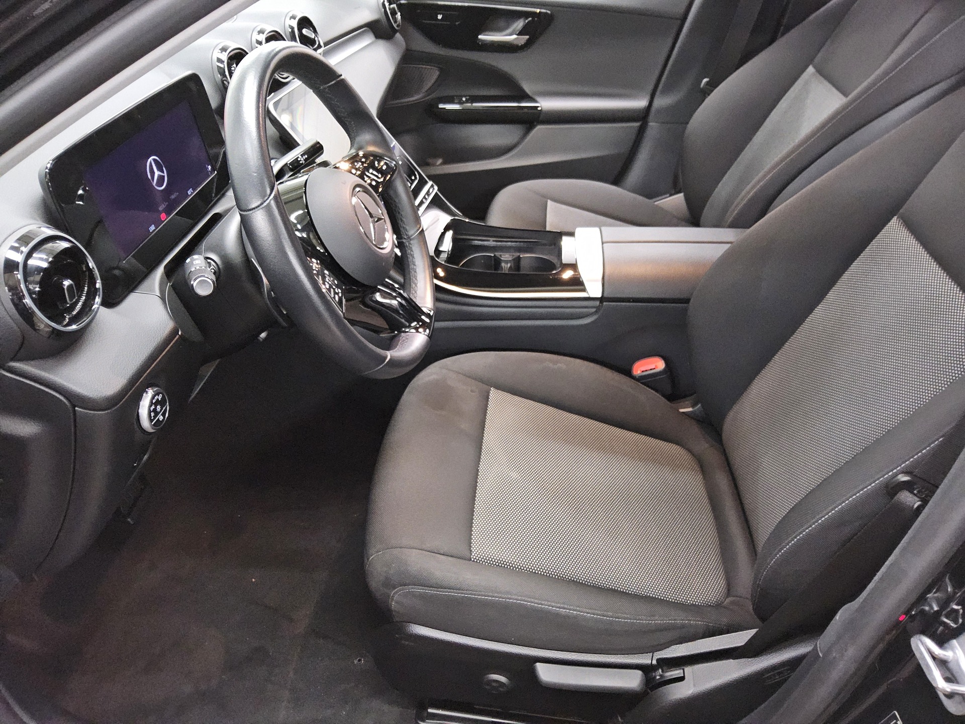 Mercedes-Benz C 220 T d Avantgarde Navi LED AHK Rückfahrkamera 9