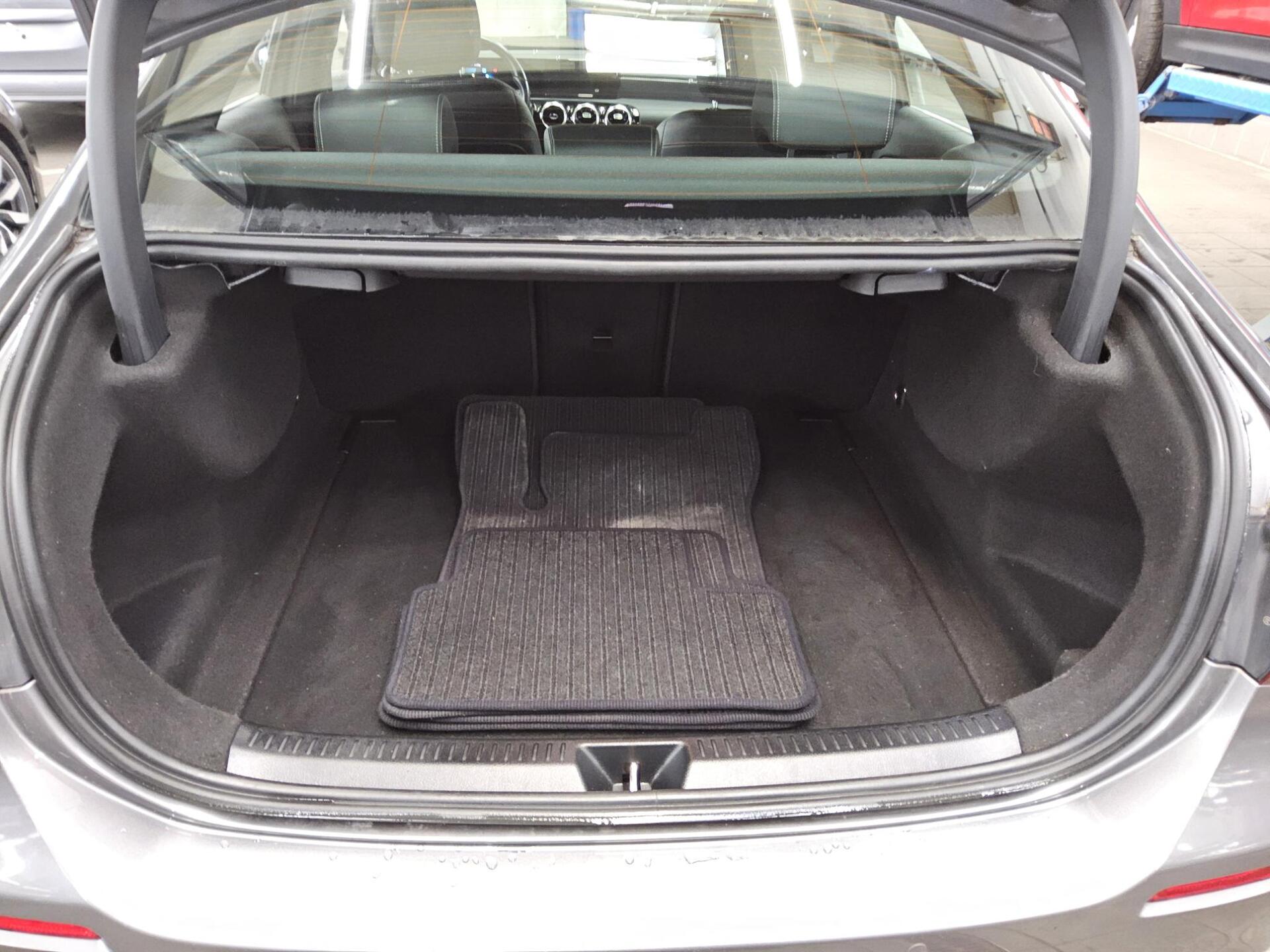 Mercedes-Benz A 200 Progressive T-Leder Navi Shz PDC 12