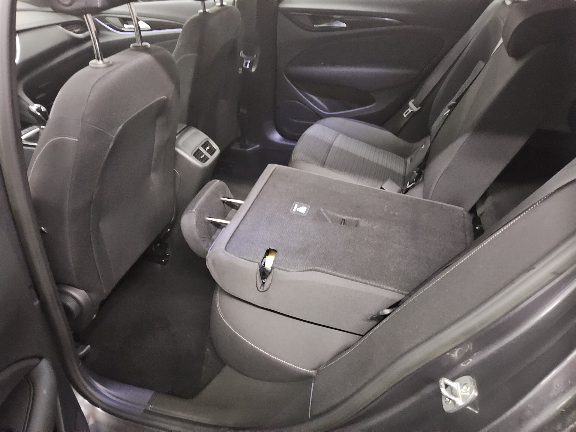 Opel Insignia ST 2.0 CDTI Elegance Navi LED Shz PDC 13