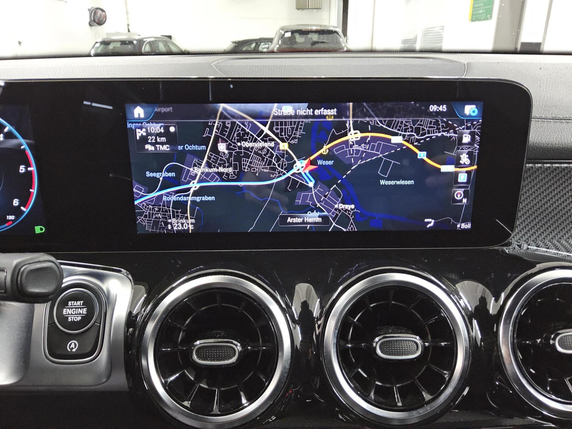 Mercedes-Benz GLB 220 d 4M AMG-Line Leder Navi RfK StHzg Dist+ 7