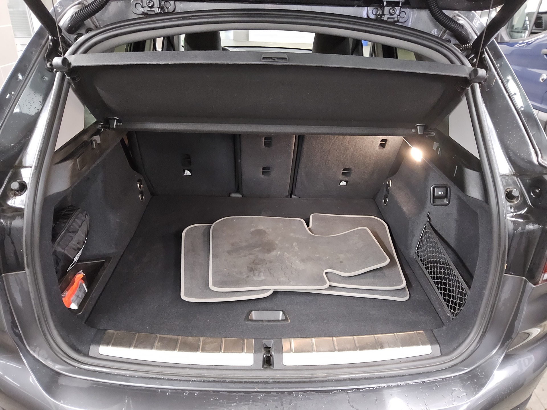 BMW X1 sDrive20d Sport-Line Navi LED HiFi RfK AHK 11