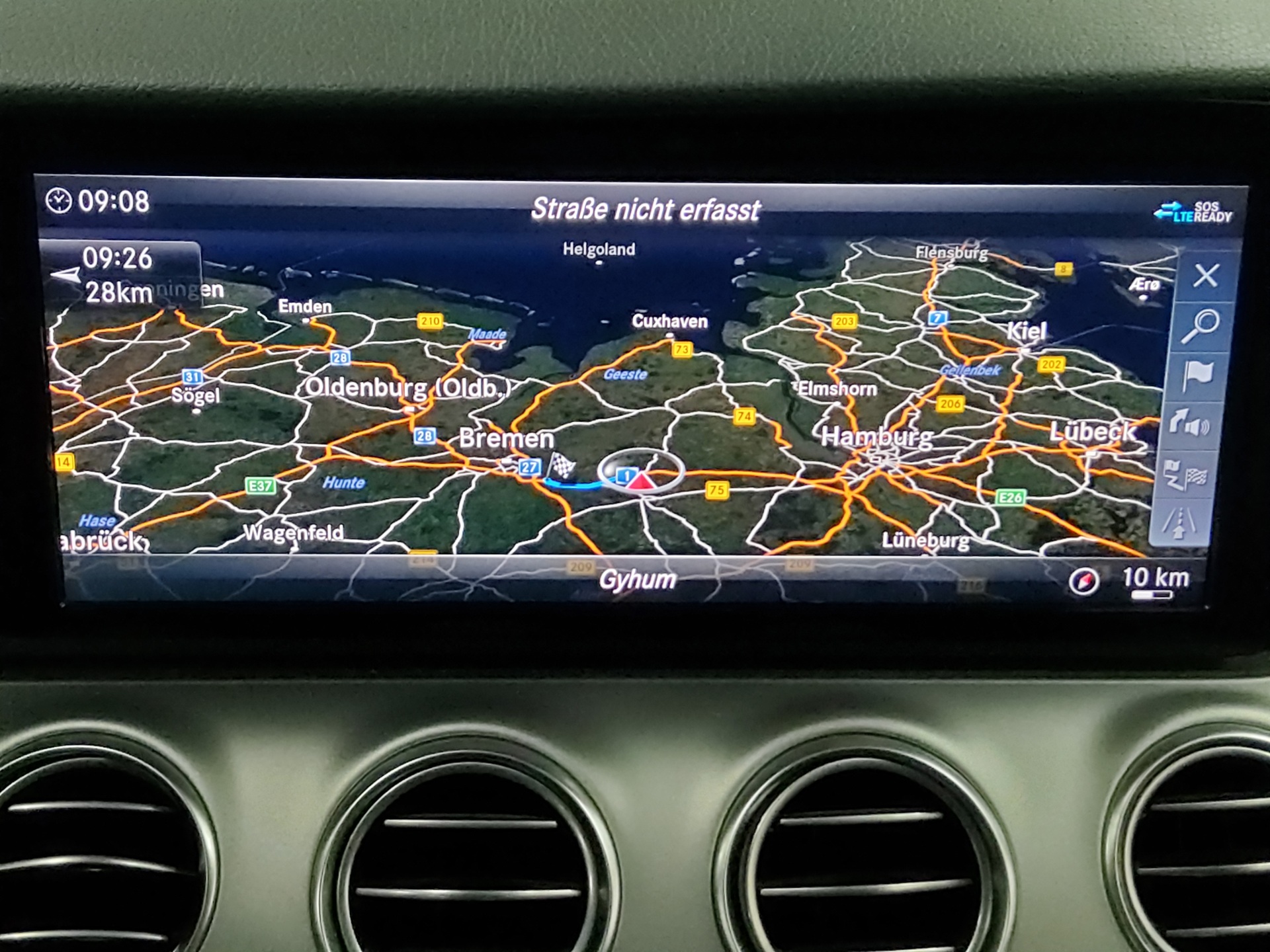 Mercedes-Benz E 300 de Navi LED Rückfahrkamera 7