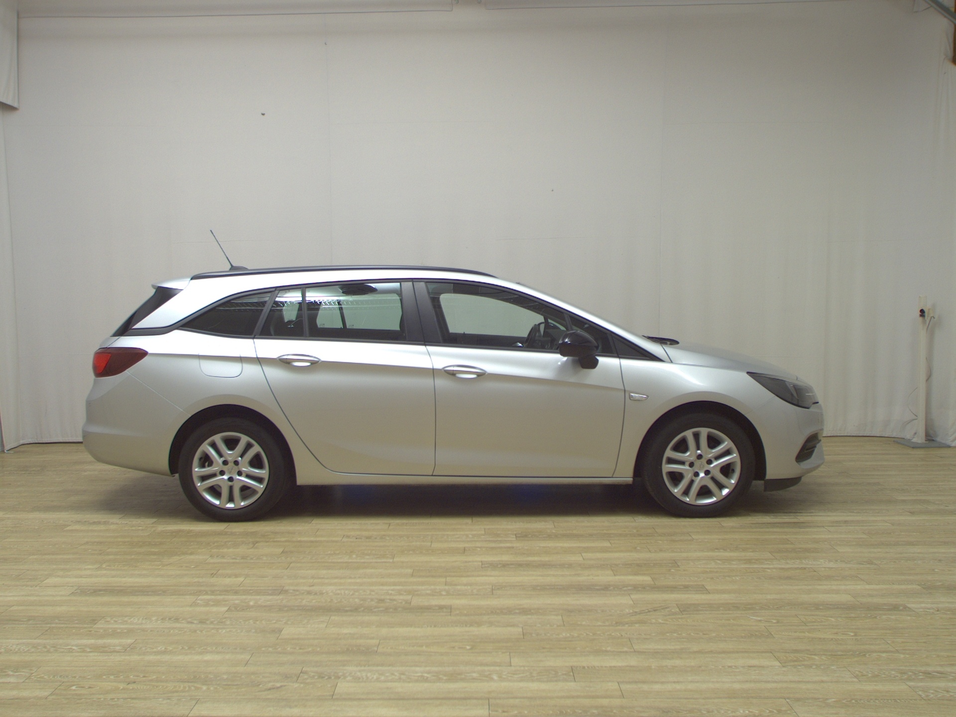 Opel Astra ST 1.5 D Edition Navi LED PDC Shz