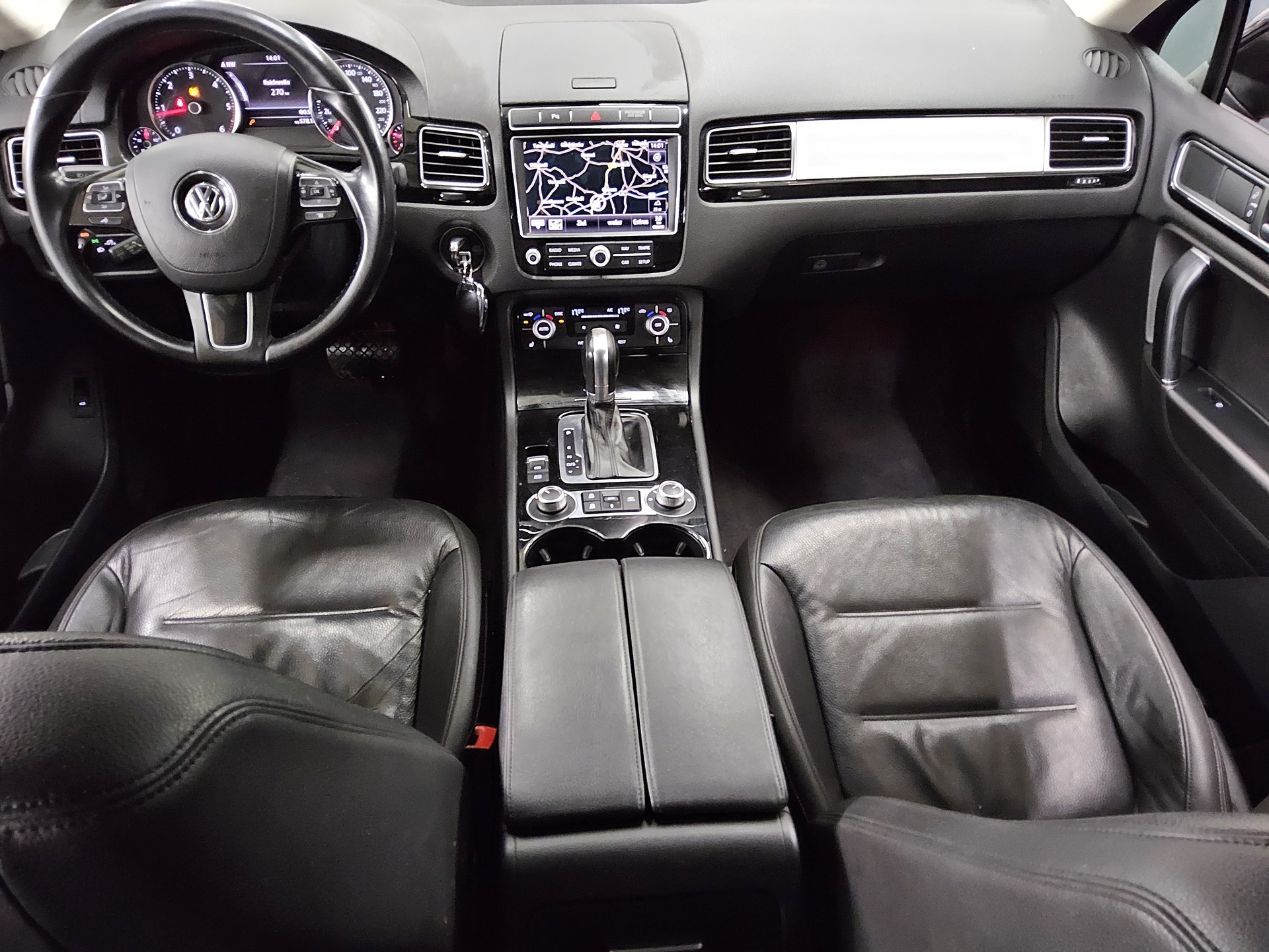 Volkswagen Touareg 3.0 TDI 4M R-Line Luft Leder Navi AHK 5