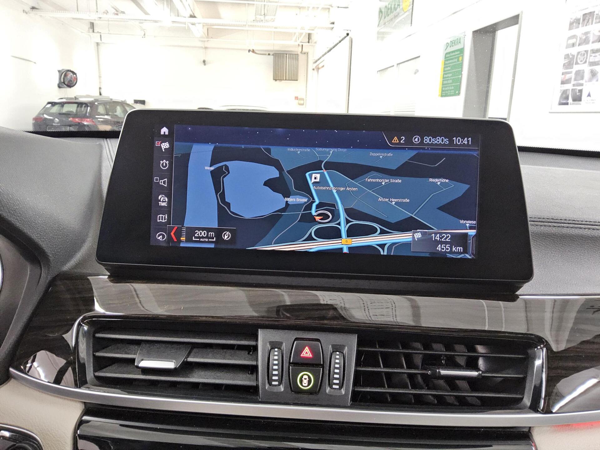 BMW X1 xDrive20d X-Line Leder Pano H-K Navi+ HuD LED 7