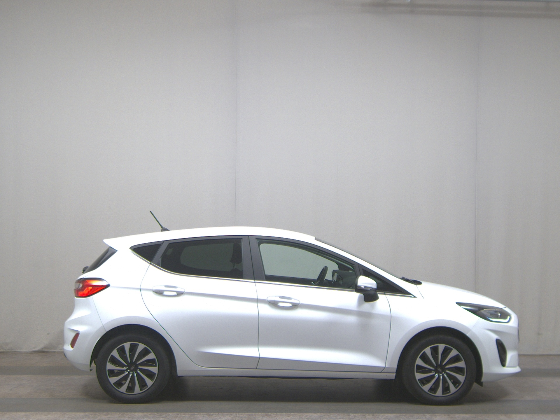 Ford Fiesta 1.0 EB Titanium LED Shz Tempomat PDC