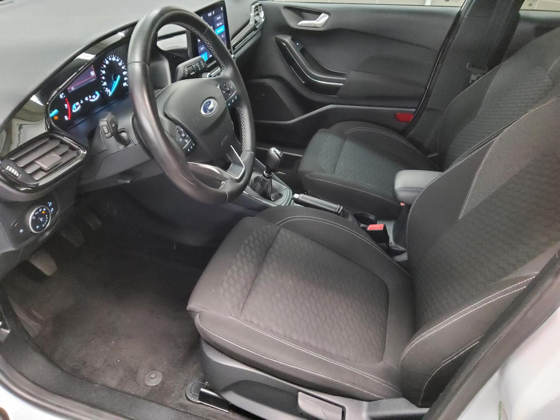 Ford Fiesta 1.0 EB Titanium LED Shz Tempomat PDC 8