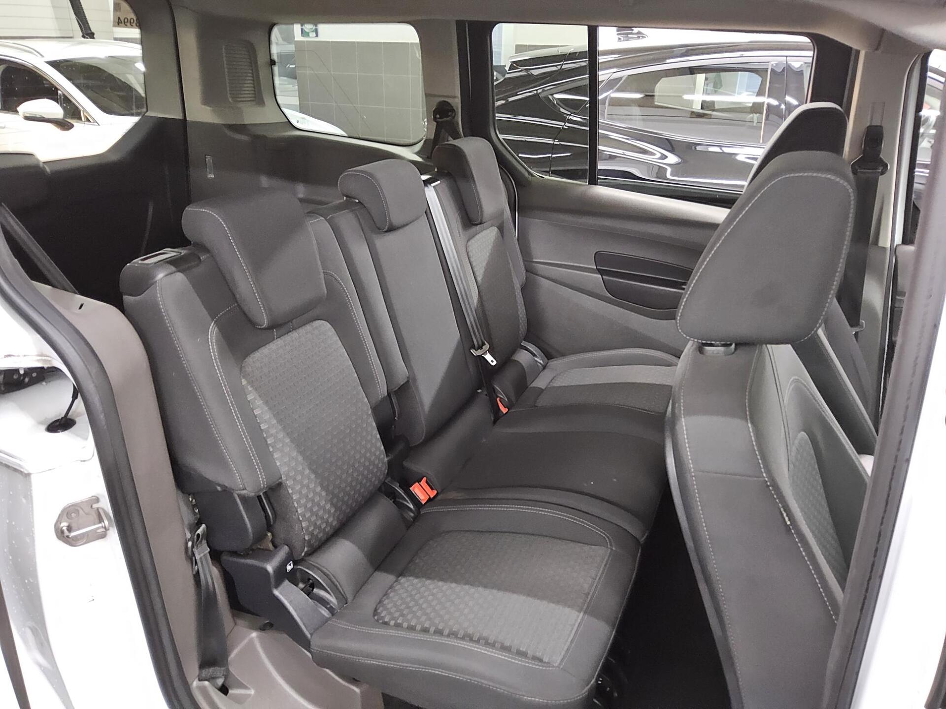 Ford Grand Tourneo Connect 1.5 EB Trend Navi RfK AHK 13