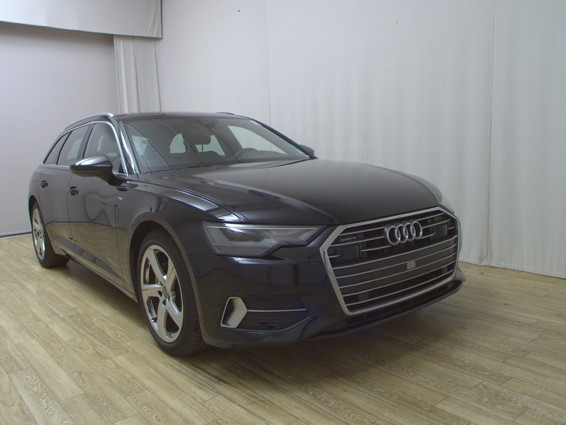 Audi A6 Avant 40 TDI Qu. sport Navi LED vc+ AHK Sound 3