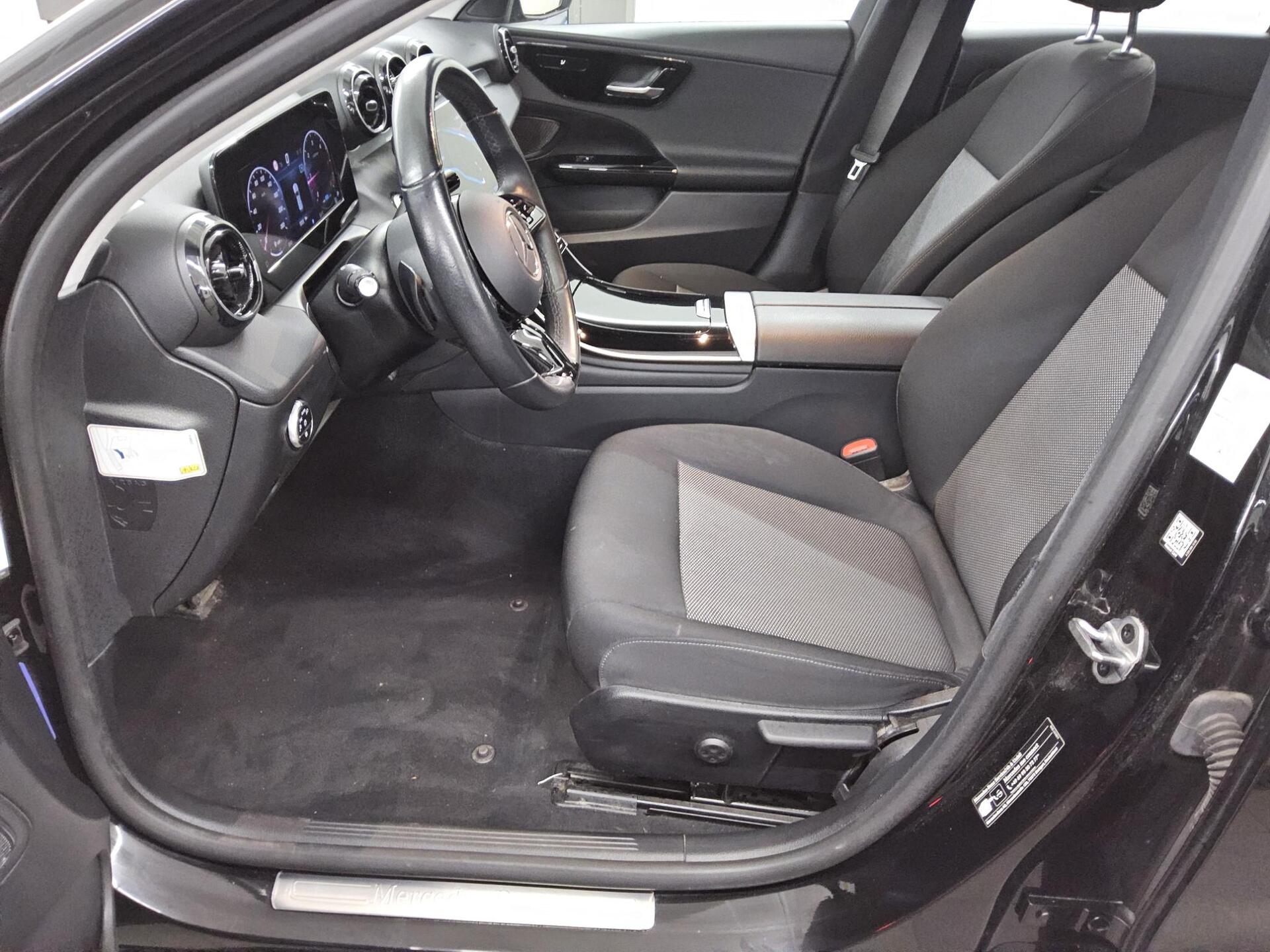 Mercedes-Benz C 220 T d Avantgarde Navi LED RfK Shz Tempomat 9