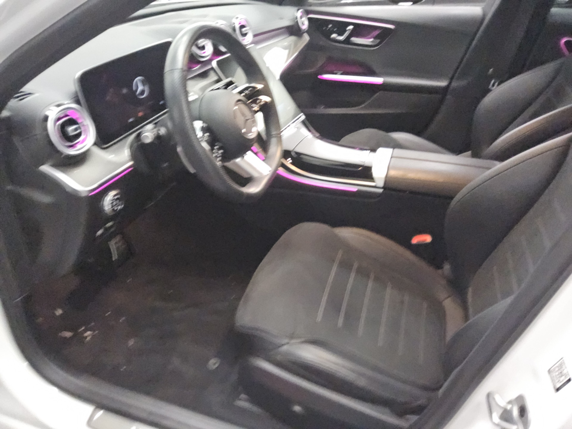 Mercedes-Benz C 220 T d AMG-Line Navi LED Distronic+ Sound Shz 9