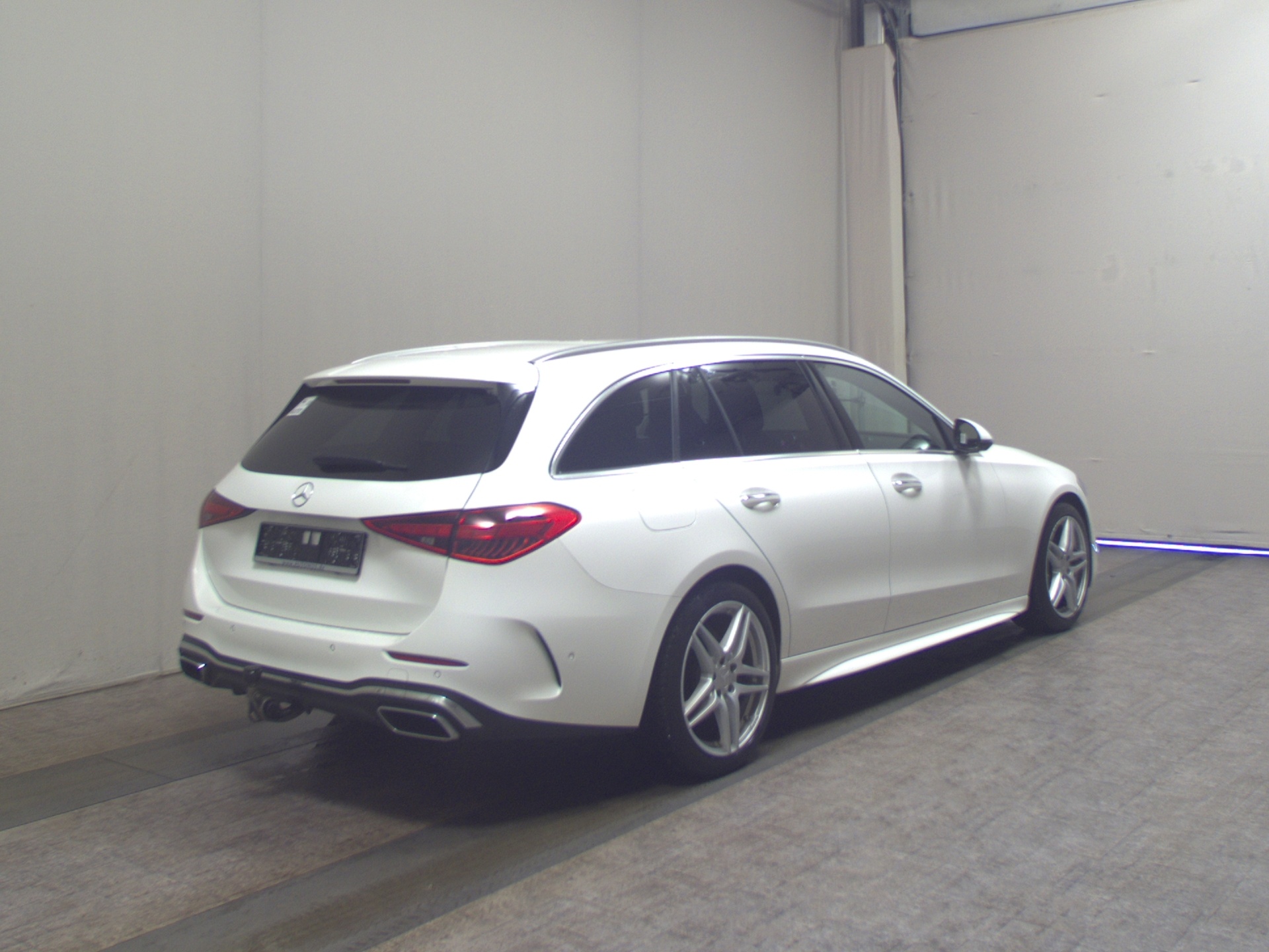 Mercedes-Benz C 220 T d AMG-Line Navi LED Distronic+ Sound Shz 4