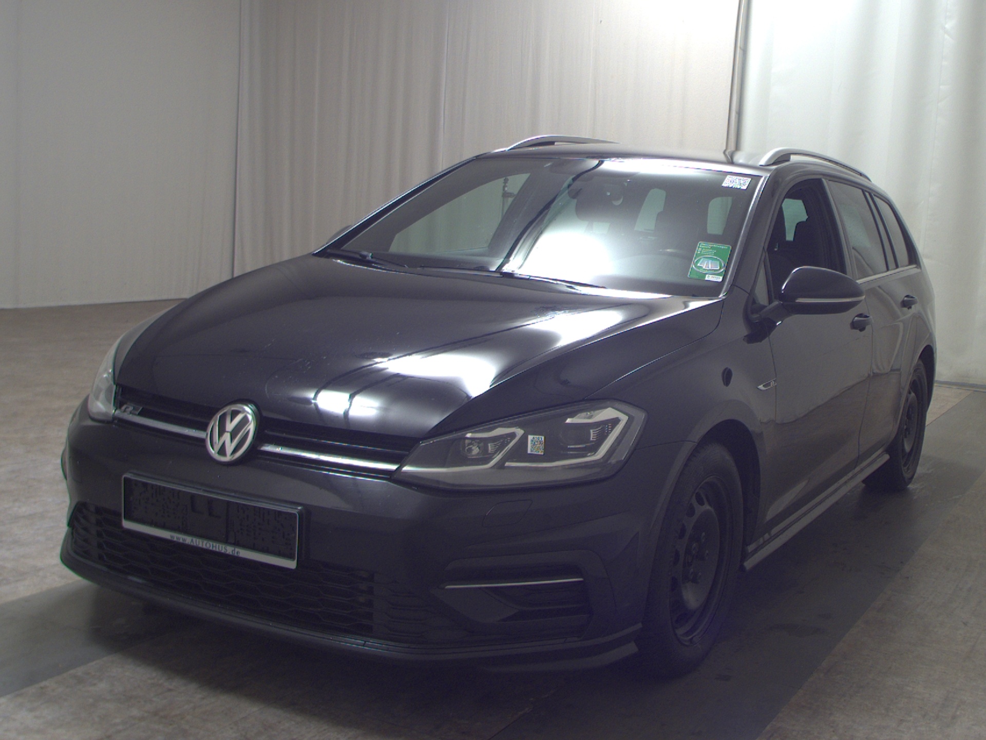 Volkswagen Golf-7 Var. 2.0 TDI R-Line LED AHK RfK ACC 2