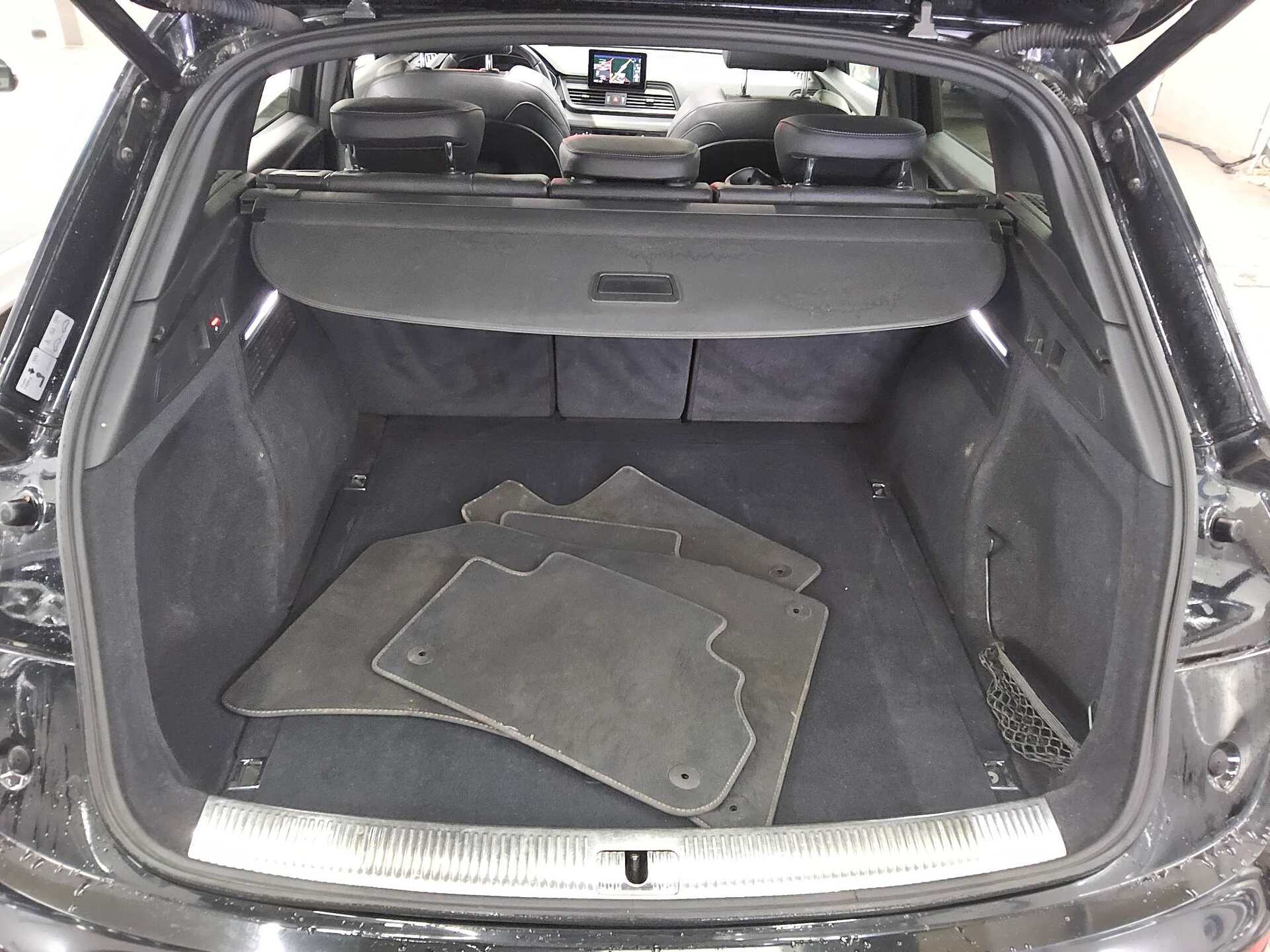 Audi Q5 40 TDI Qu. S-Line T-Leder Navi LED Pano RFK 12