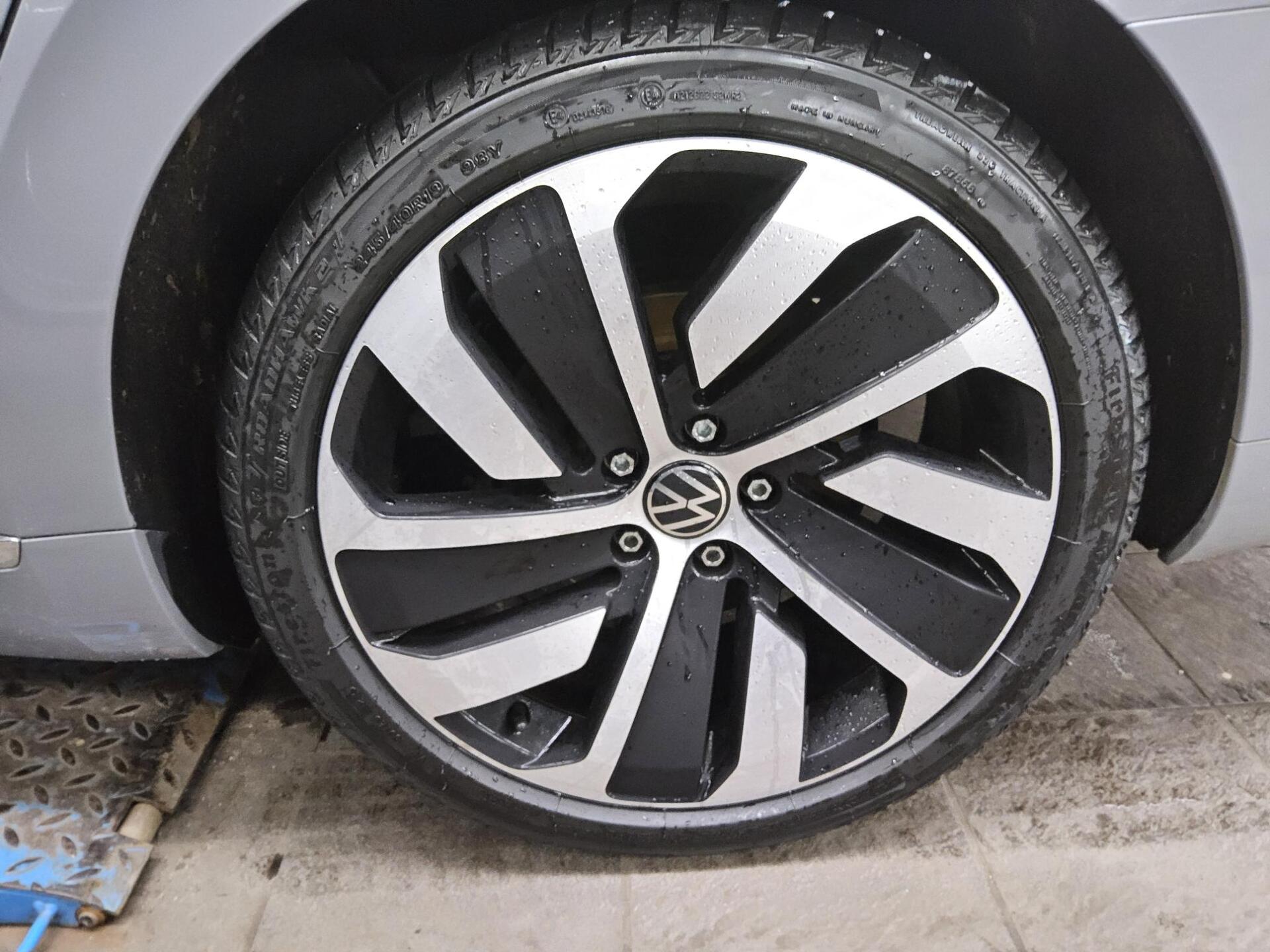 Volkswagen Arteon SB 2.0 TDI R-Line Navi LED AID RFK ACC 11