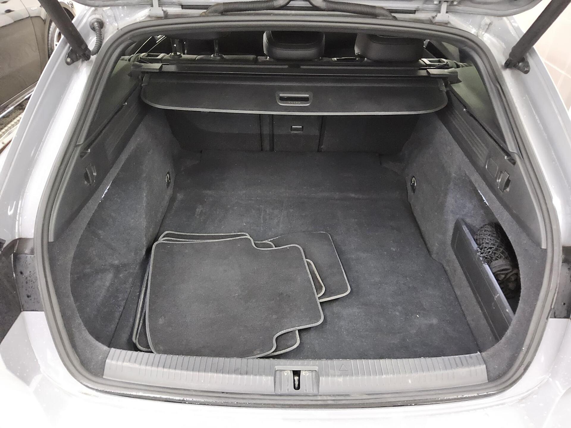 Volkswagen Arteon SB 2.0 TDI R-Line Navi LED AID RFK ACC 12