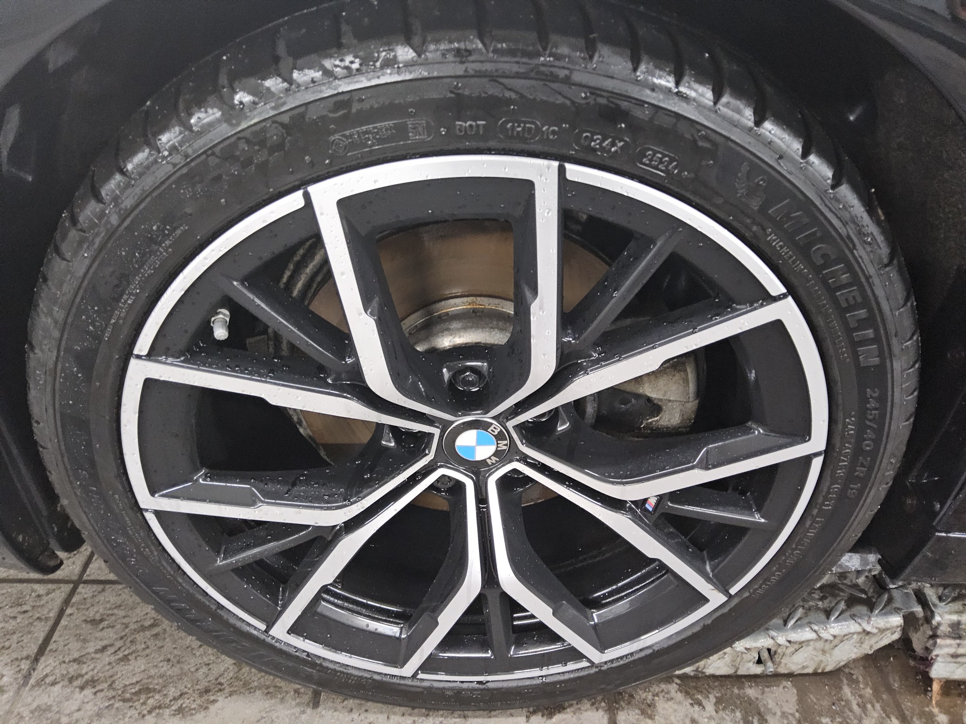 BMW 520iA Touring M-Sport Leder Navi LED LC-Pro RfK 11