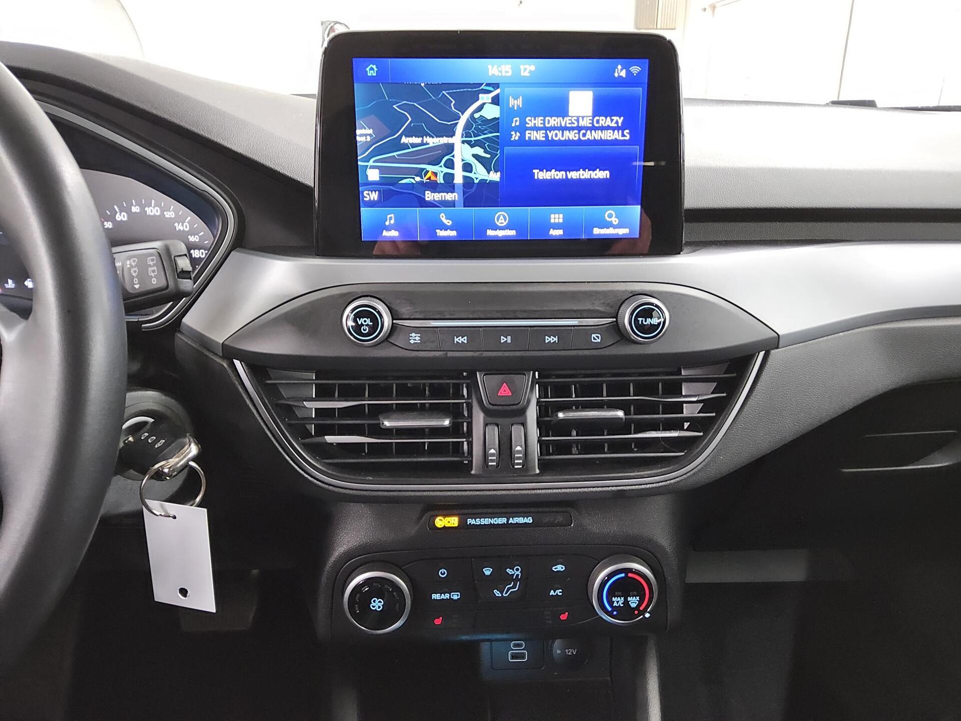 Ford Focus Turnier 1.5 EB Cool&Connect Navi LED DAB 7
