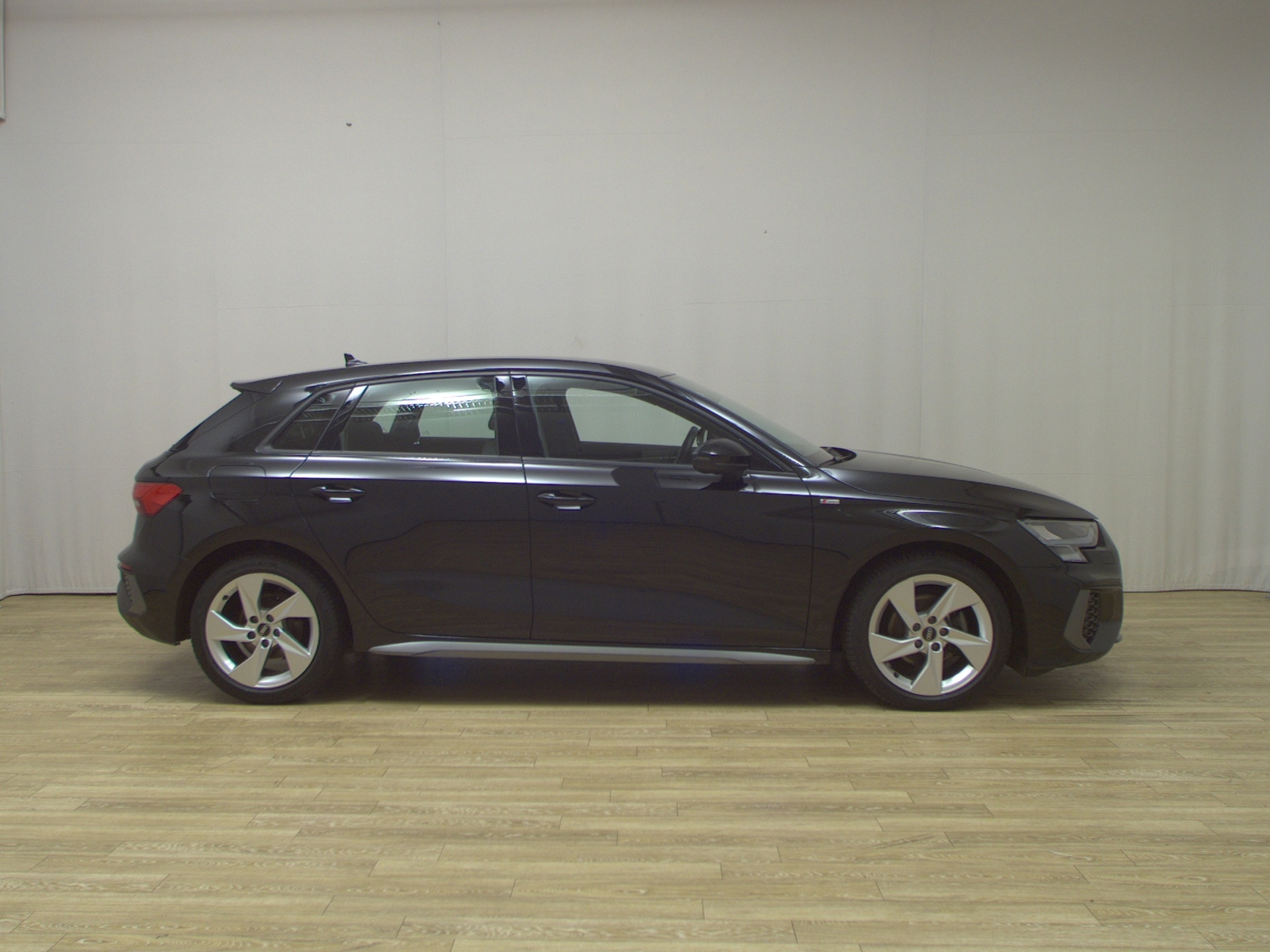 Audi A3 Sportback 30 TDI S-Line Ext. Navi vc LED RfK
