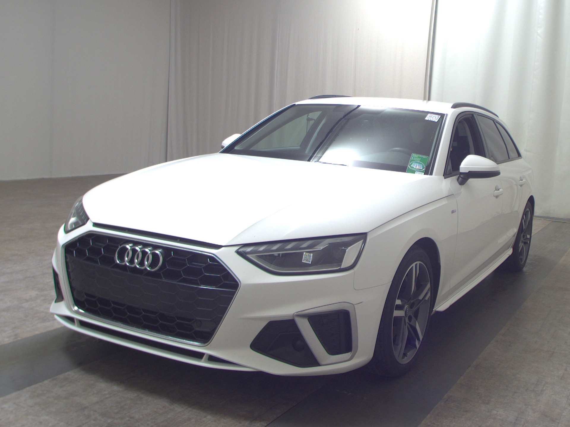 Audi A4 Avant 2.0 TFSI S-Line Ext. Navi+ LED AHK 2