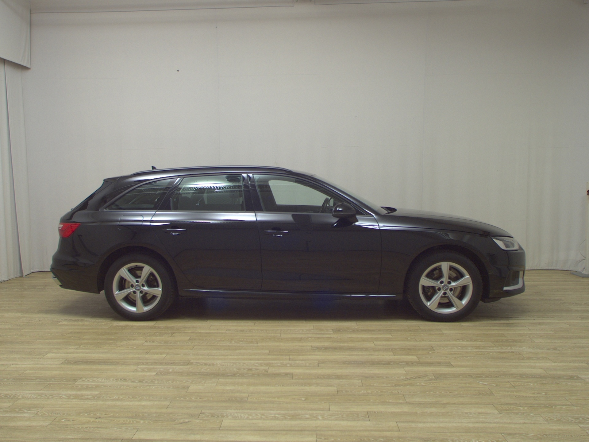 Audi A4 Avant 35 TDI advanced Navi+ LED Shz Tempomat