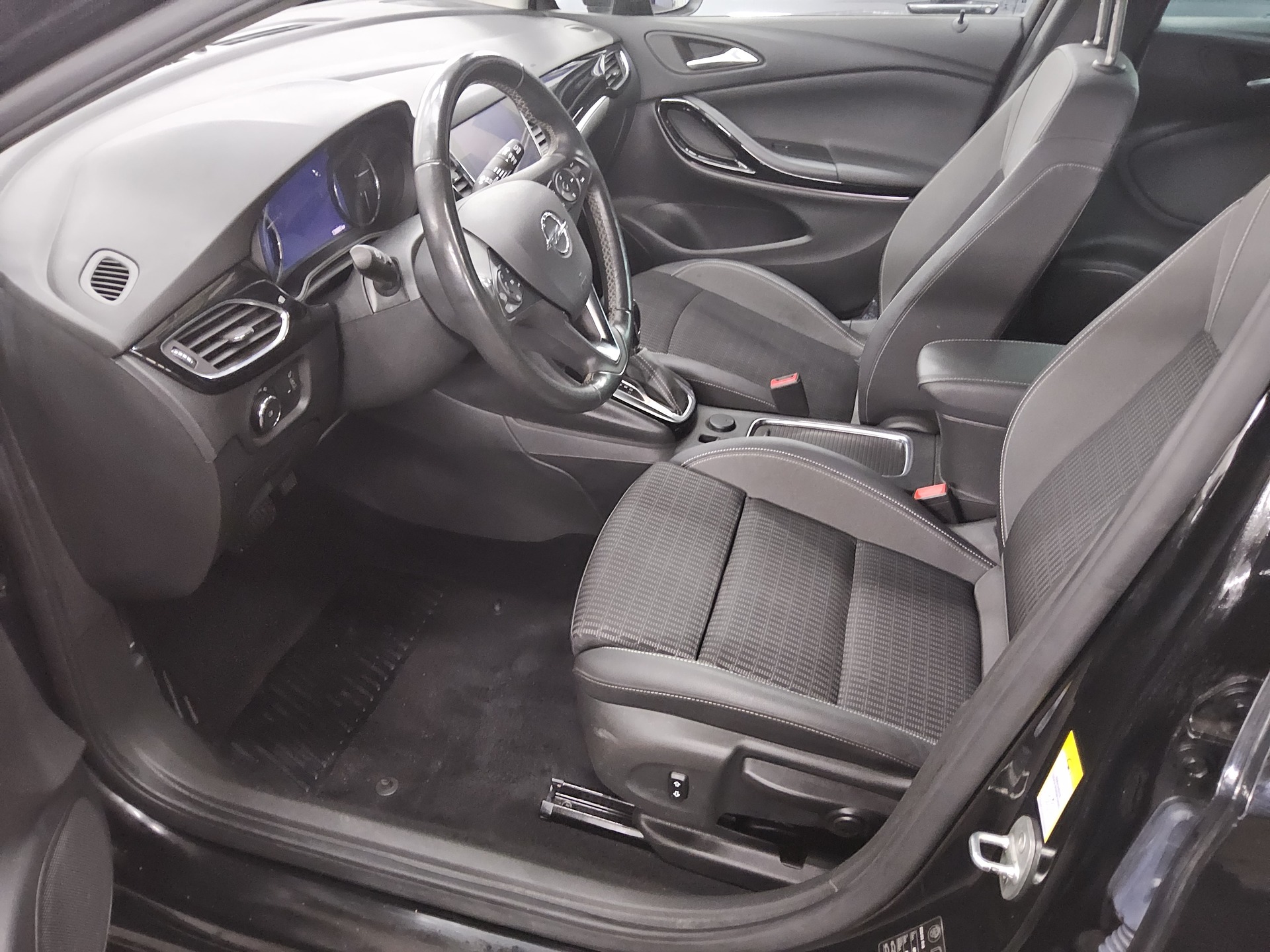 Opel Astra 1.5 D Business Ed. Navi LED RFK 8