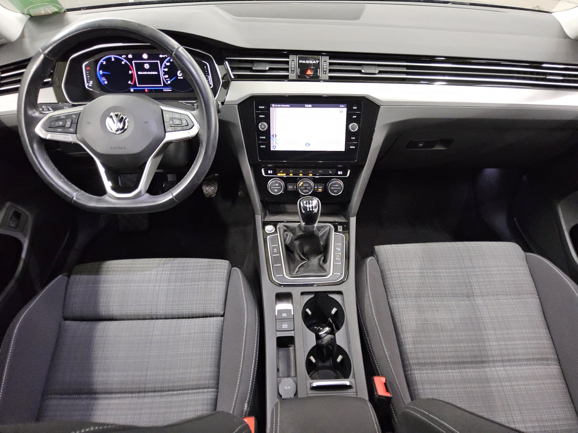 Volkswagen Passat Var. 2.0 TDI Business Navi IQ.Light AID 5