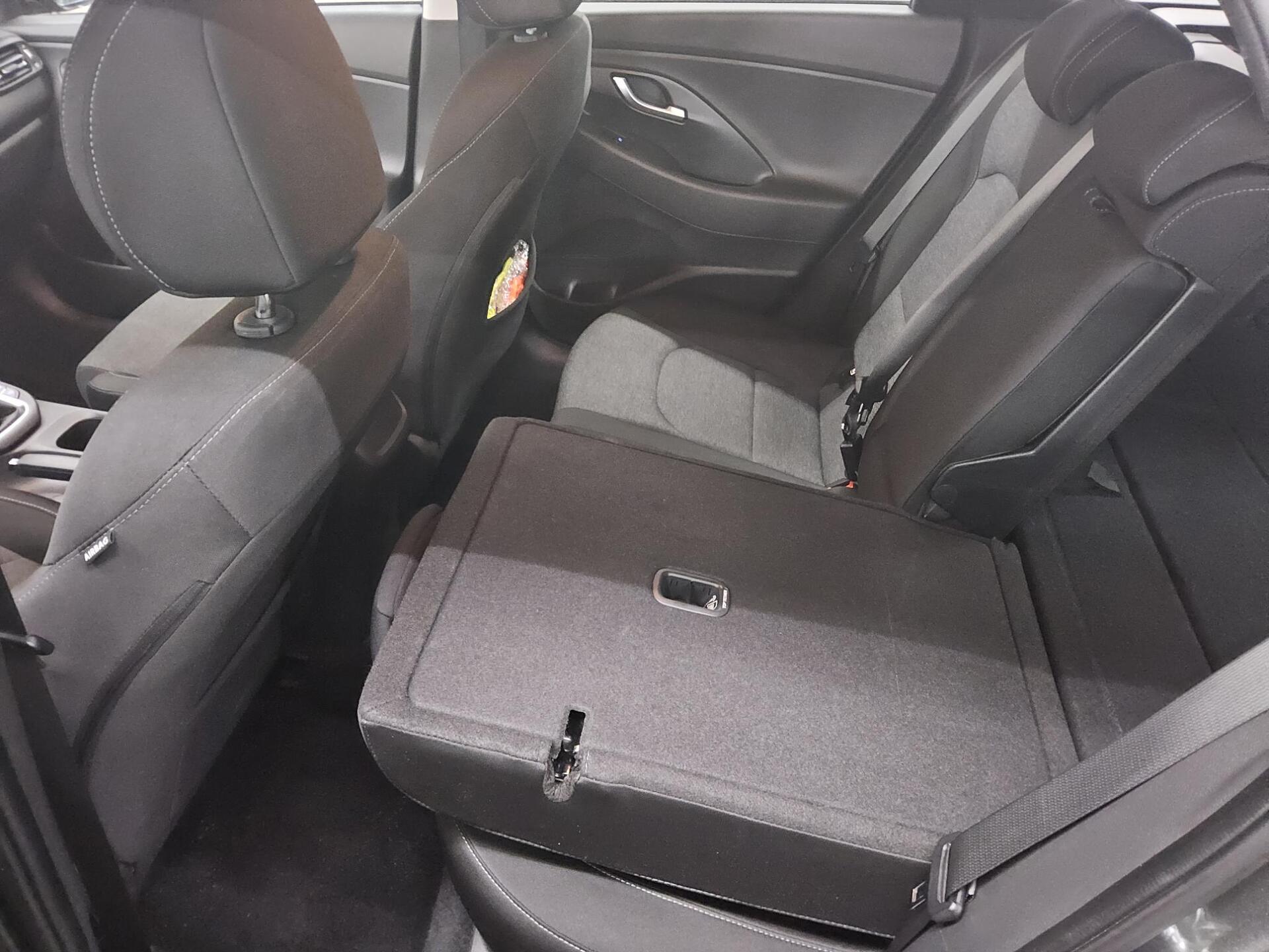 Hyundai i30 1.0 T-GDI Trend Navi RFK Shz 12