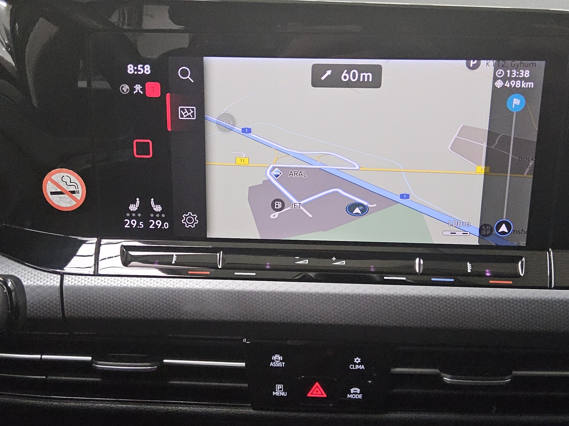 Volkswagen Golf-8 Var. 2.0 TDI Active Navi DC LED ACC 7