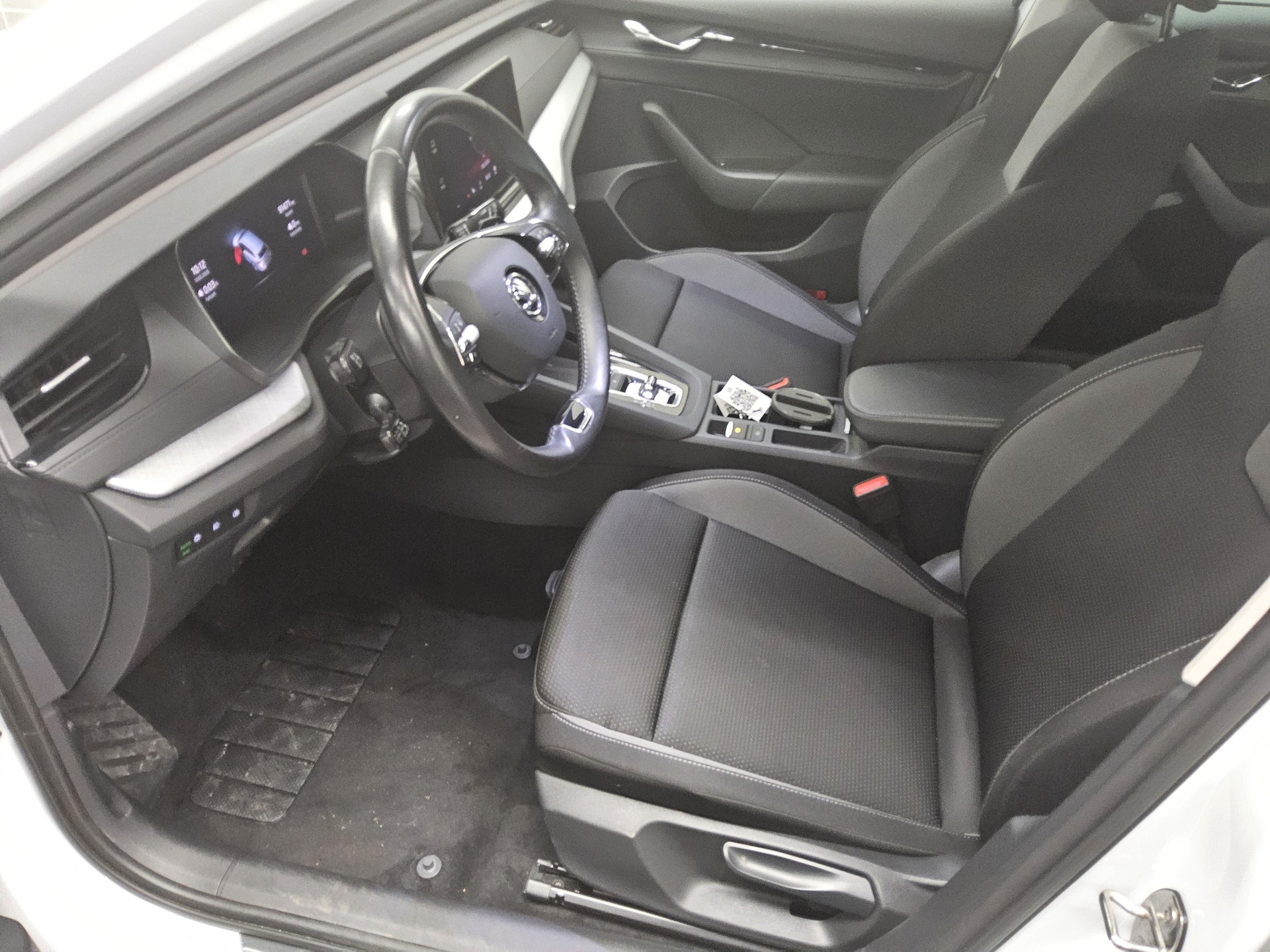 Skoda Octavia Kombi 2.0 TDI Tour Navi LED vc ACC 9