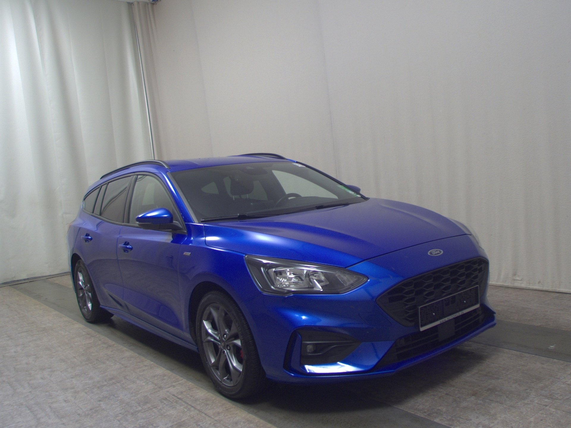 Ford Focus Turnier 1.5 EB ST-Line Navi DC LED Ahk Shz 3