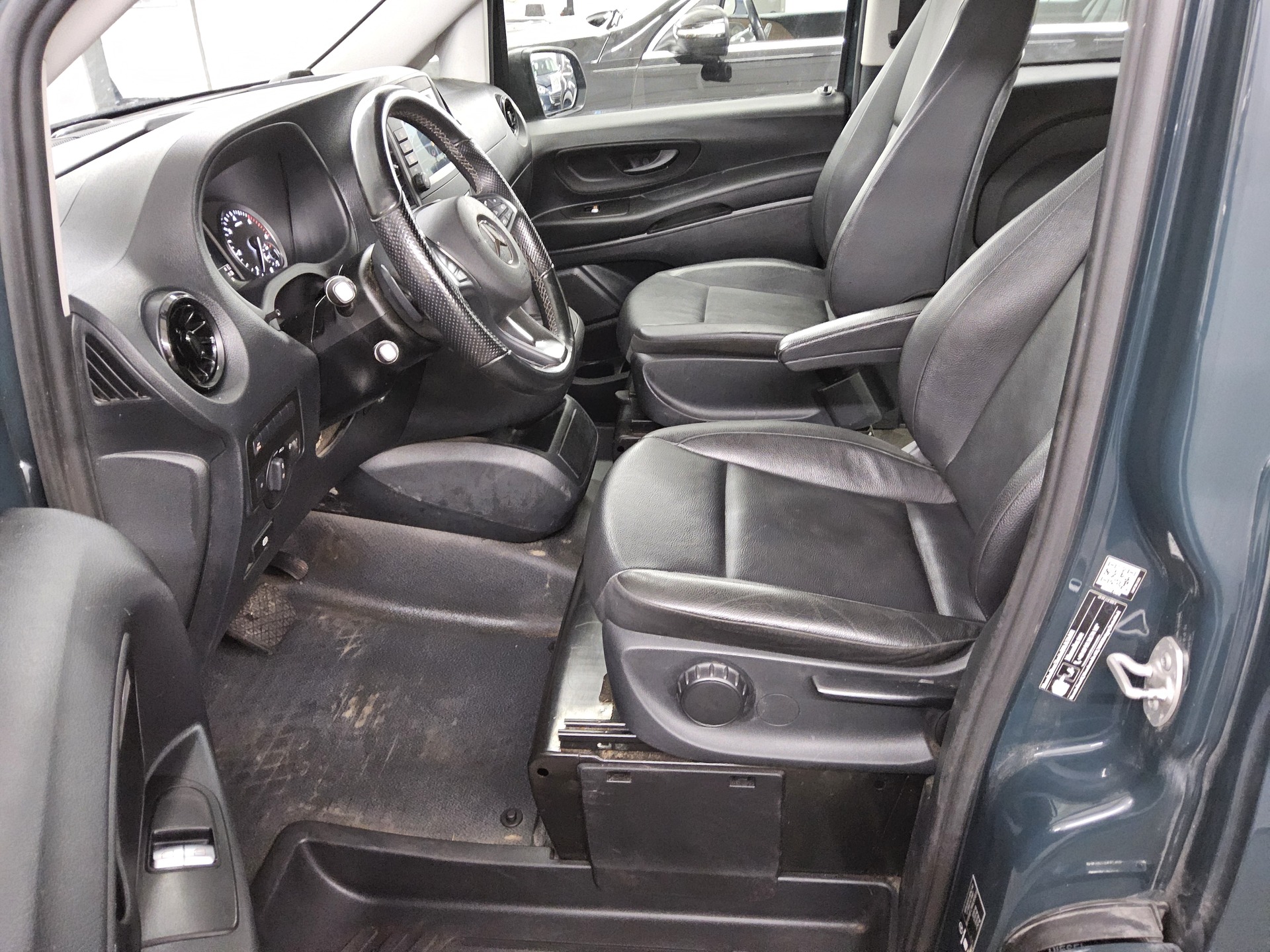 Mercedes-Benz Vito-124 Mixto 124 CDI Mixto Navi Kamera AHK 8