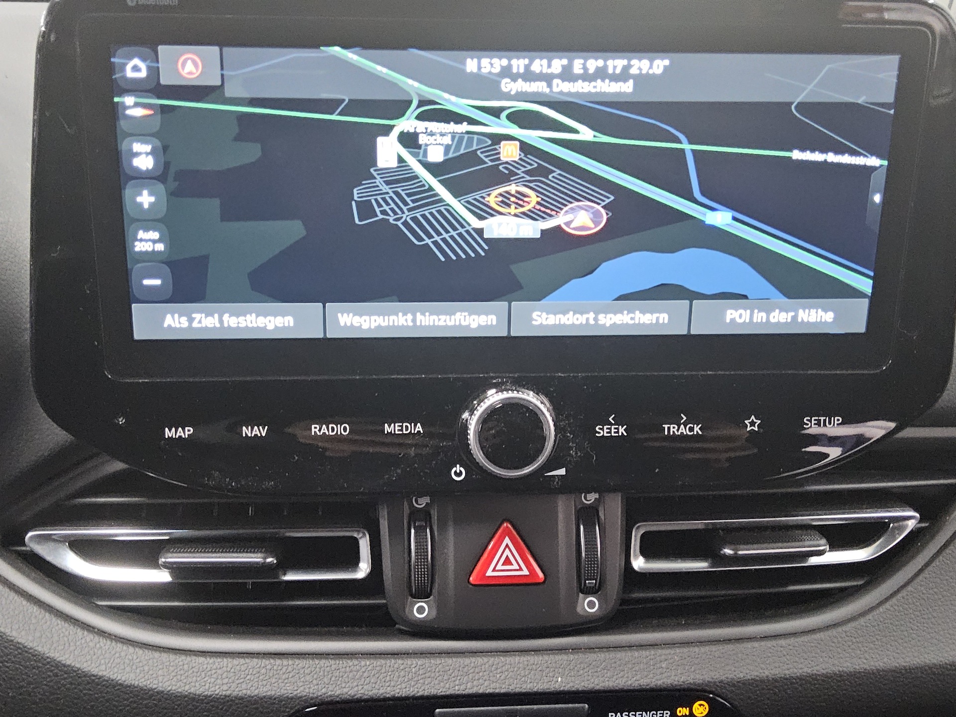 Hyundai i30 1.6 CRDI Intro Ed. Navi LED RfK PDC Shz BT 7