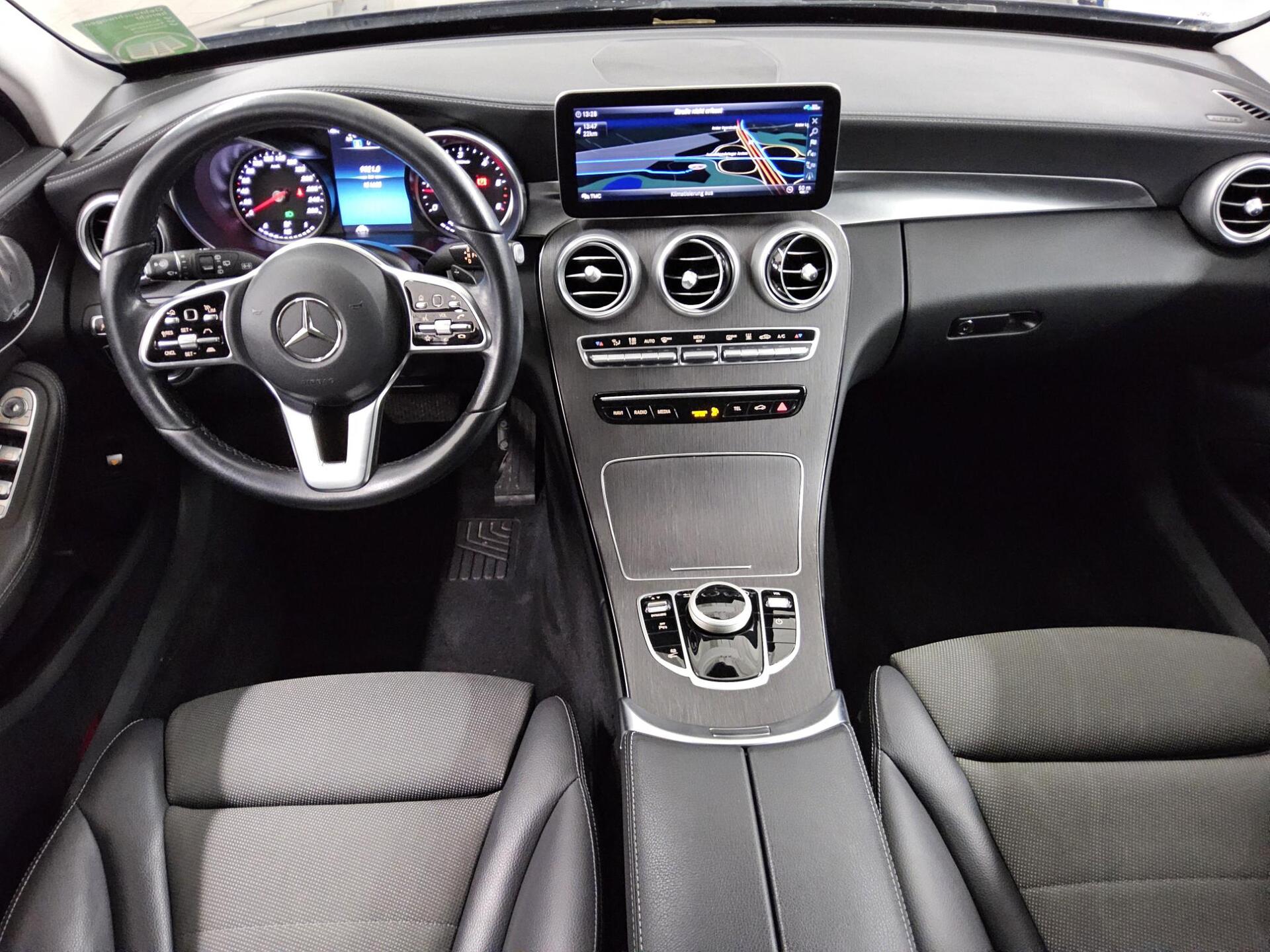 Mercedes-Benz C 300 T de Avantgarde T-Leder Navi LED Burmester 5