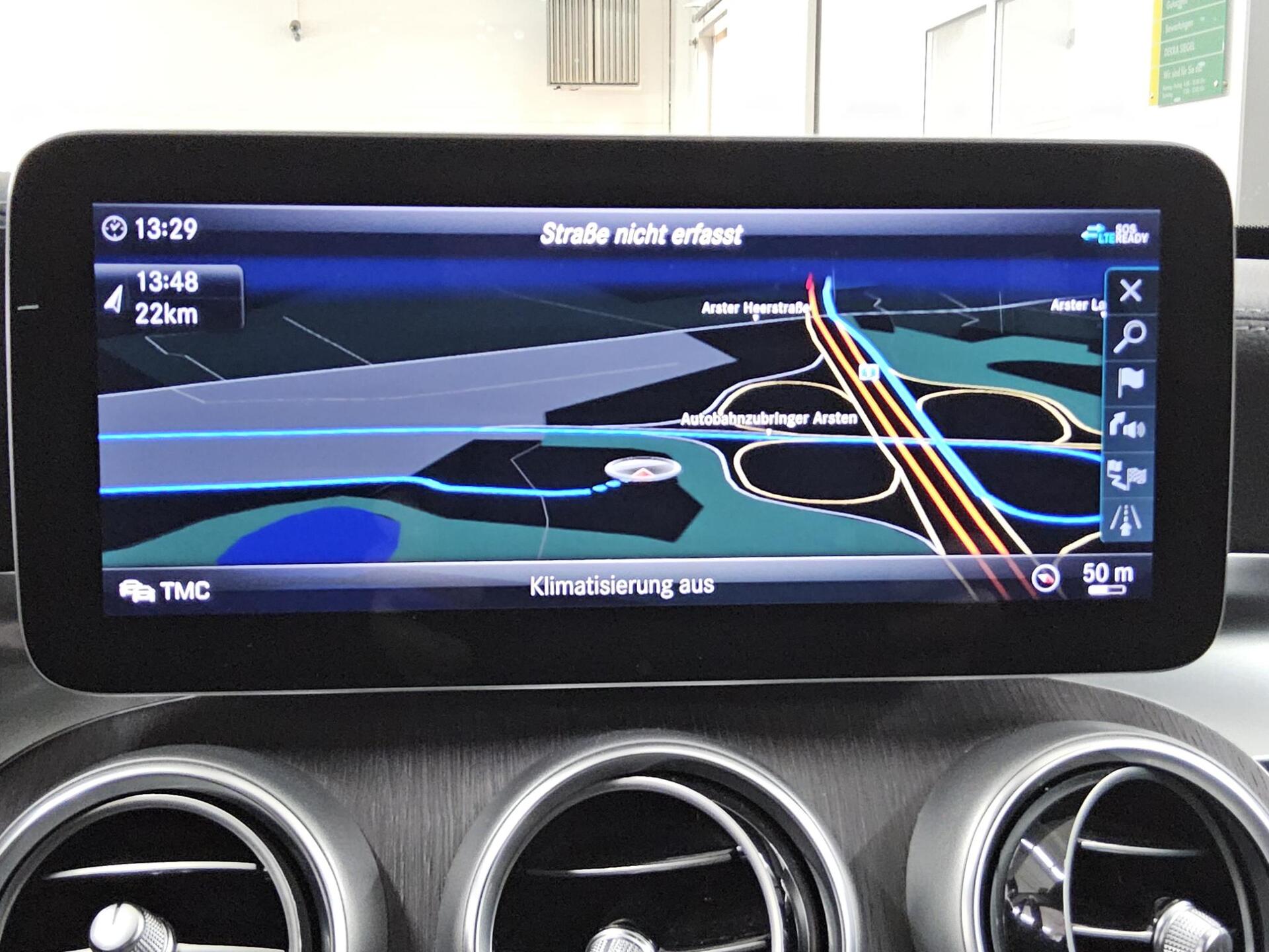 Mercedes-Benz C 300 T de Avantgarde T-Leder Navi LED Burmester 7