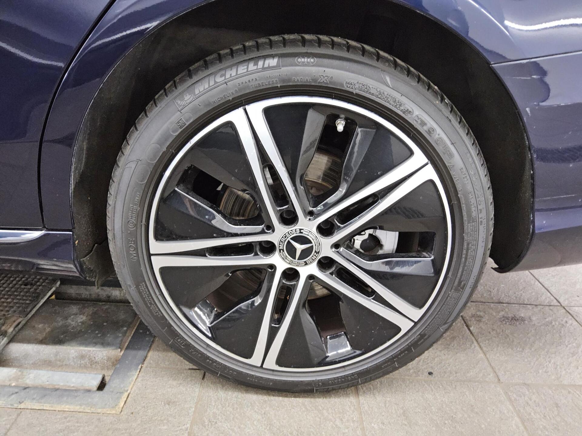 Mercedes-Benz C 300 T de Avantgarde T-Leder Navi LED Burmester 10