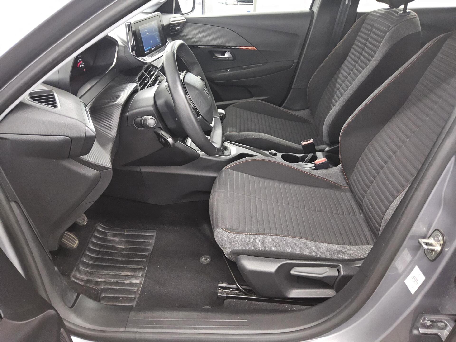 Peugeot 208 1.5 BlueHDI Active Navi LED Shz RFK 8
