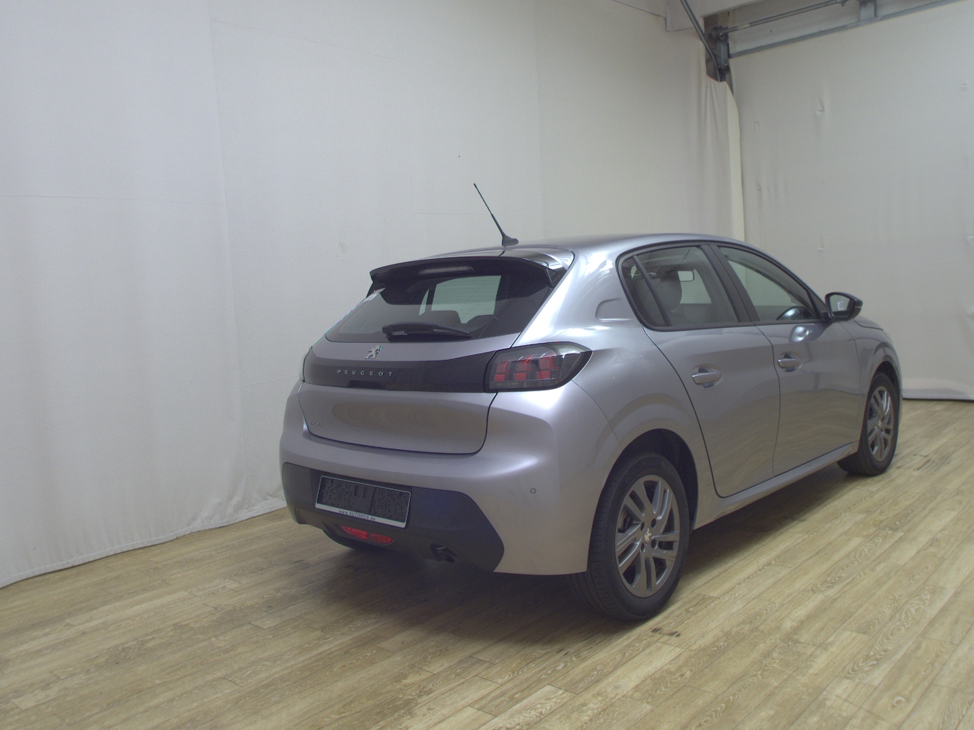 Peugeot 208 1.5 BlueHDI Active Navi LED Shz RFK 4