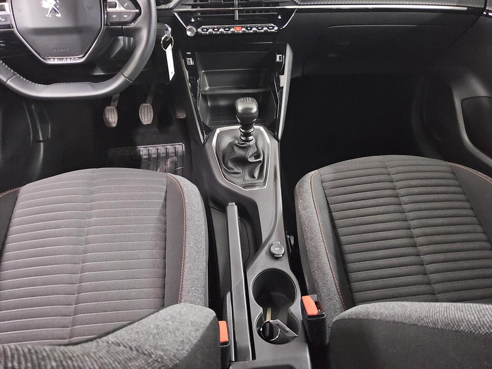 Peugeot 208 1.5 BlueHDI Active Navi LED Shz RFK 6